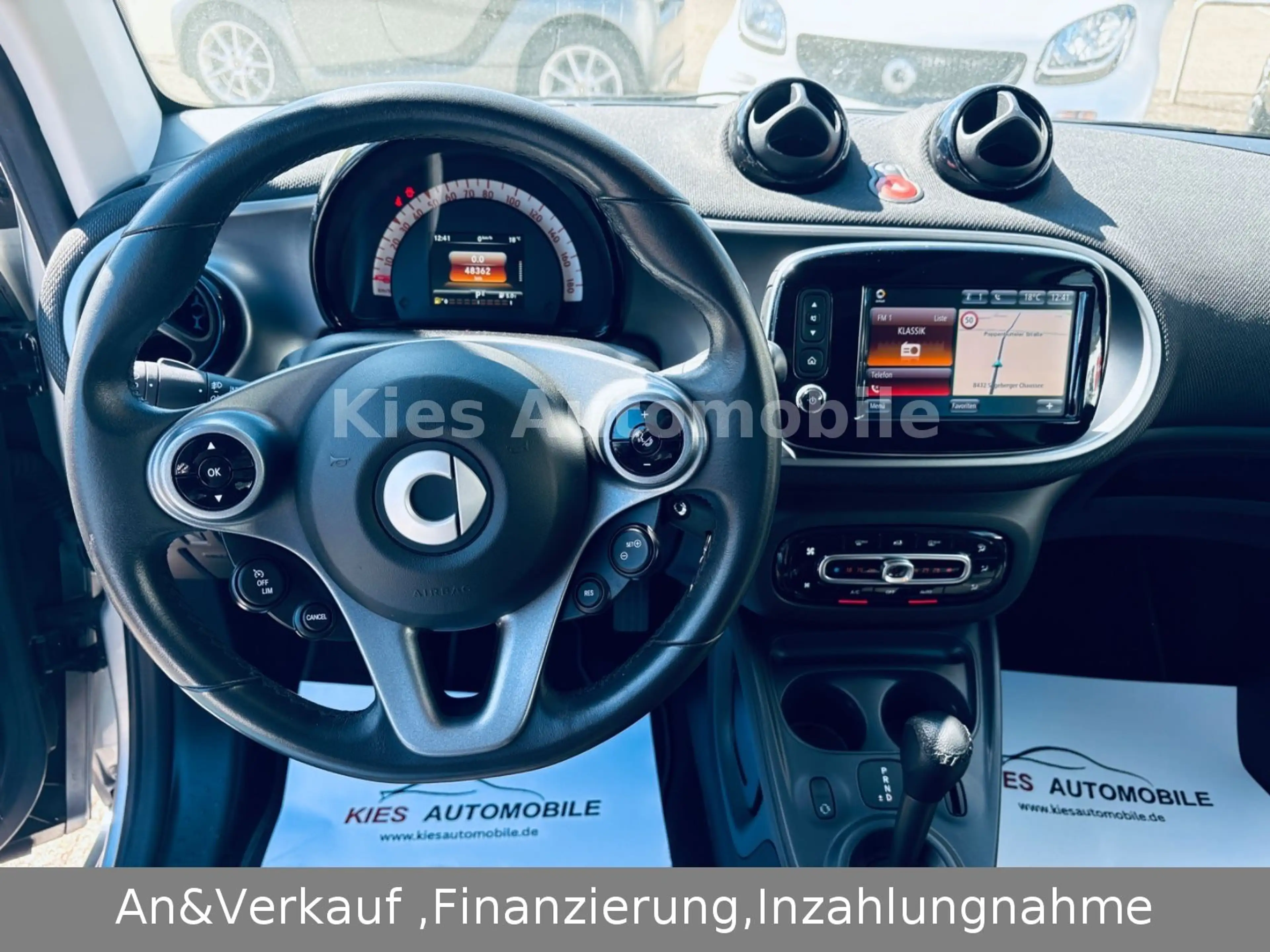 smart forTwo Passion AUTOM/NAVI/SITZH/PANO/KLIMA/TÜV — photo 10