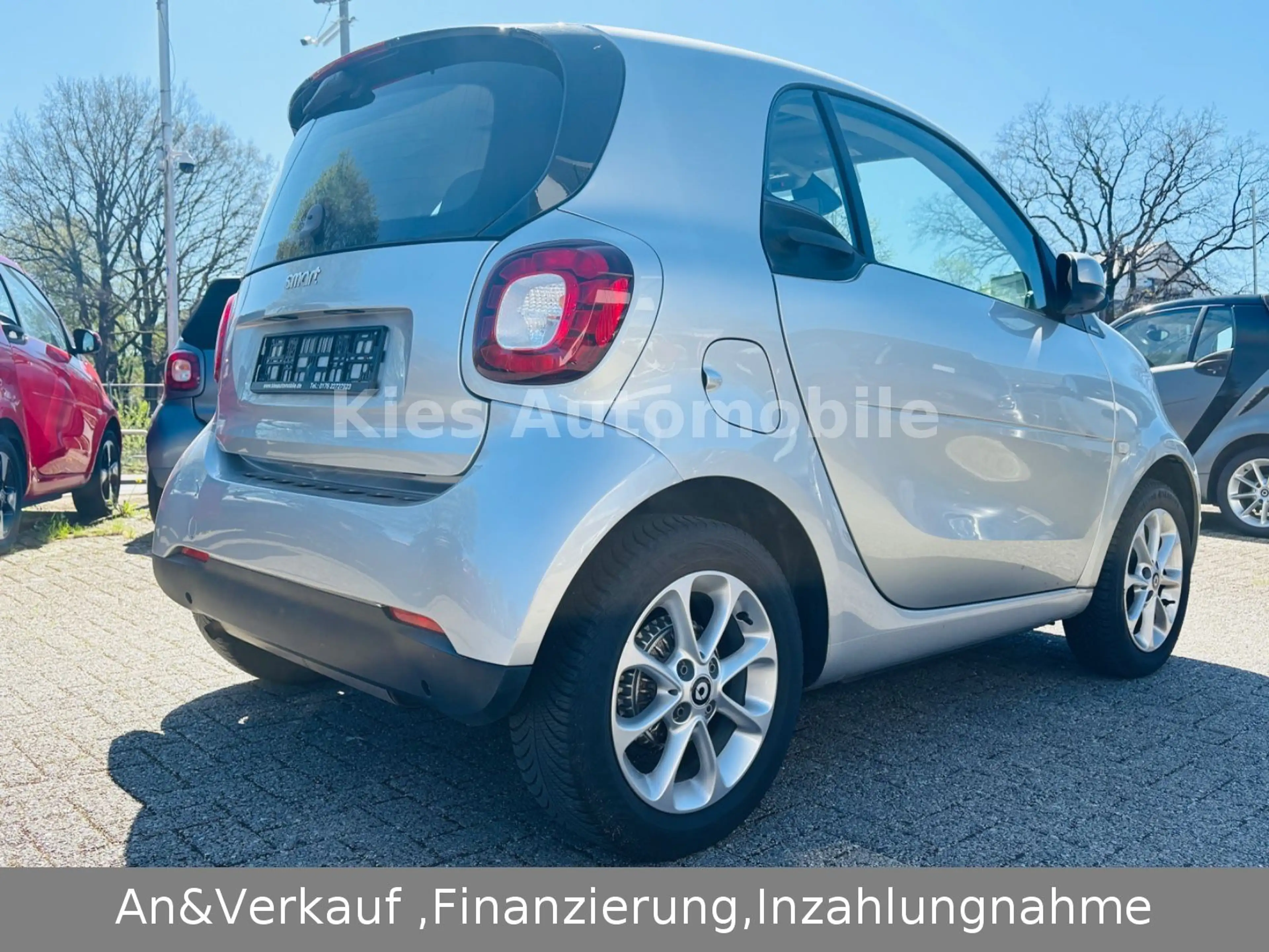 smart forTwo Passion AUTOM/NAVI/SITZH/PANO/KLIMA/TÜV — photo 5