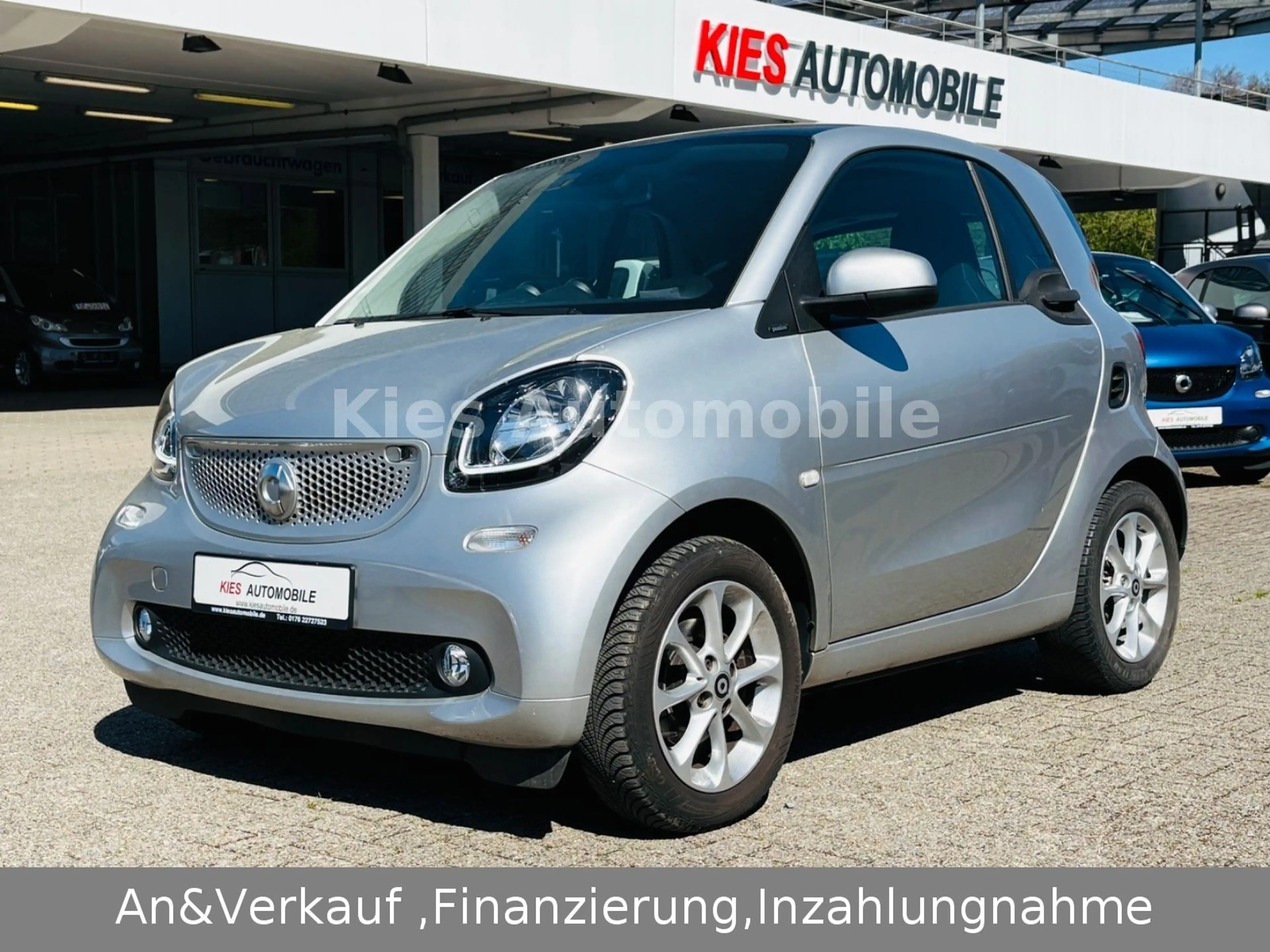 smart forTwo Passion AUTOM/NAVI/SITZH/PANO/KLIMA/TÜV