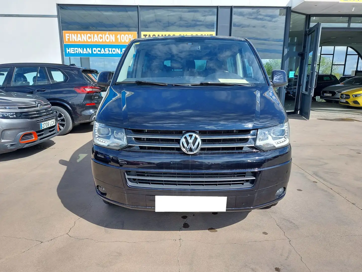 Volkswagen T5 Caravelle 2.0BiTDI BMT Comfortline Ed.4M DSG Negro - 2