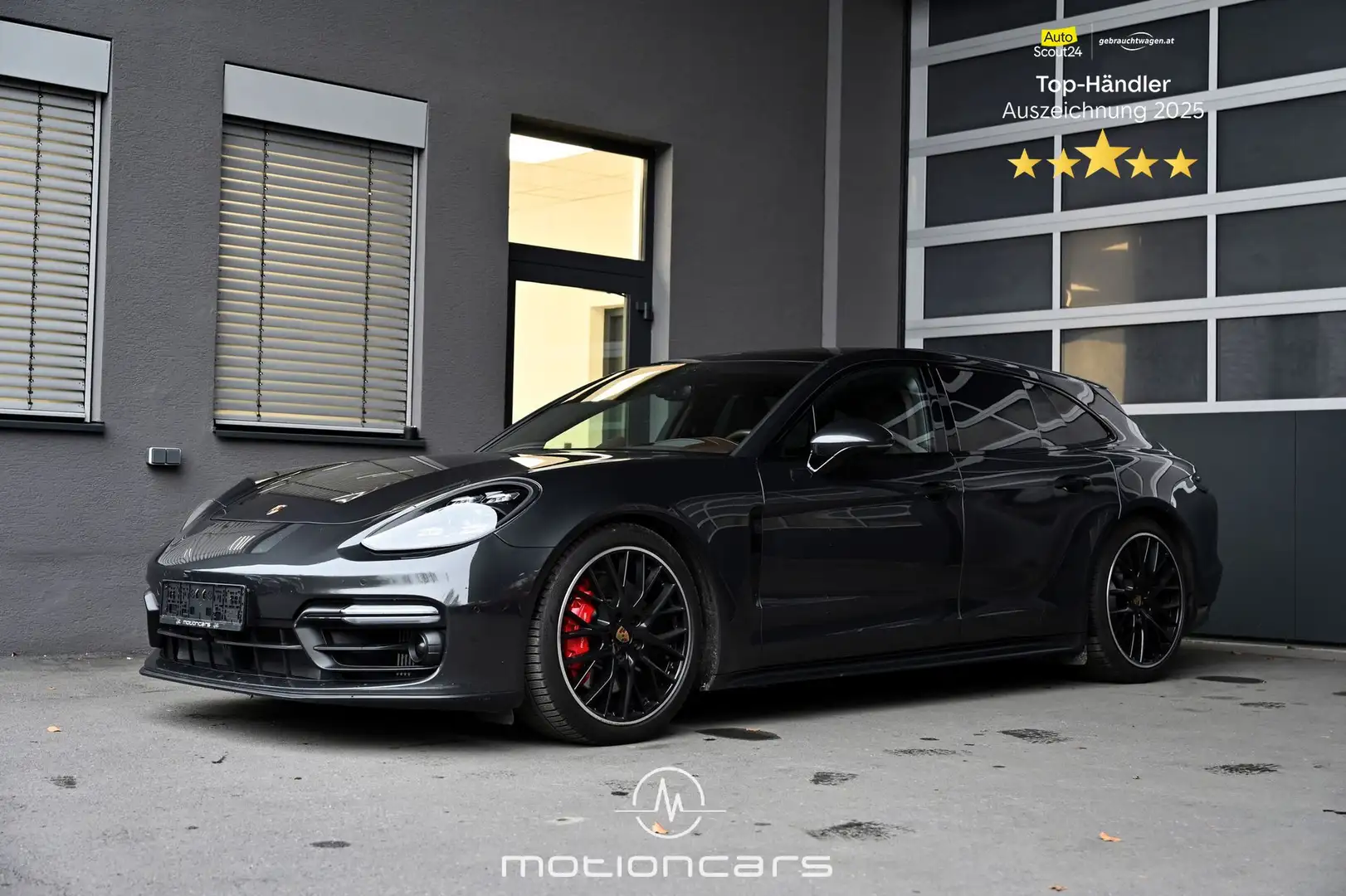 Porsche Panamera Sport Turismo 4.0 GTS Aut. EXP € 68.317,- Schwarz - 1