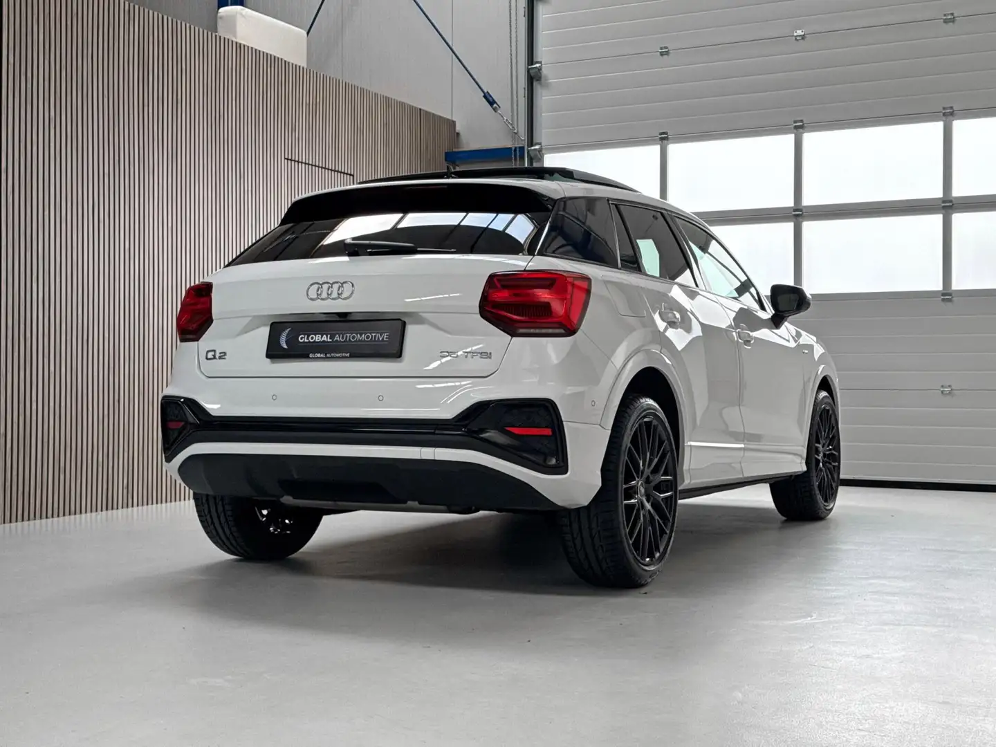 Audi Q2 35 TFSI S Edition - VIRTUAL COCKPIT - PANORAMADAK Wit - 2