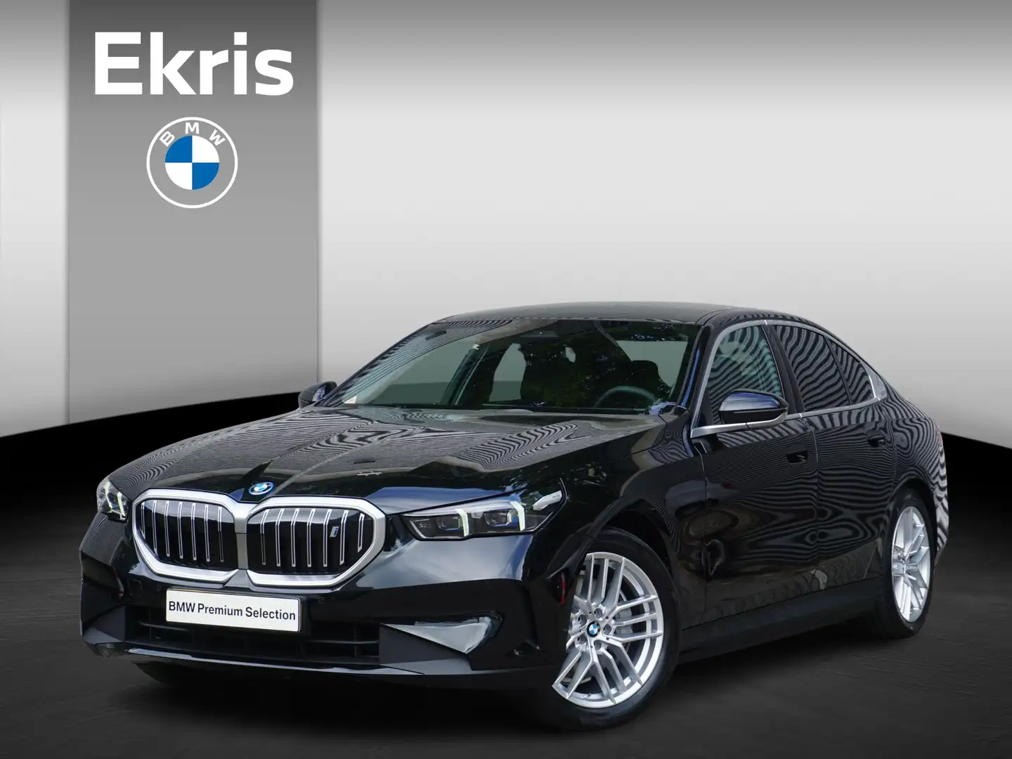 BMW i5 Sedan eDrive40 Travel Pack | Comfort Pack | Glazen Zwart - 1