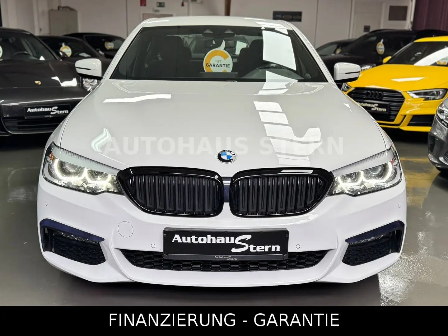 BMW 520 i Lim M Sport Shadow 8xReifen DisplayKey LED Weiß - 2