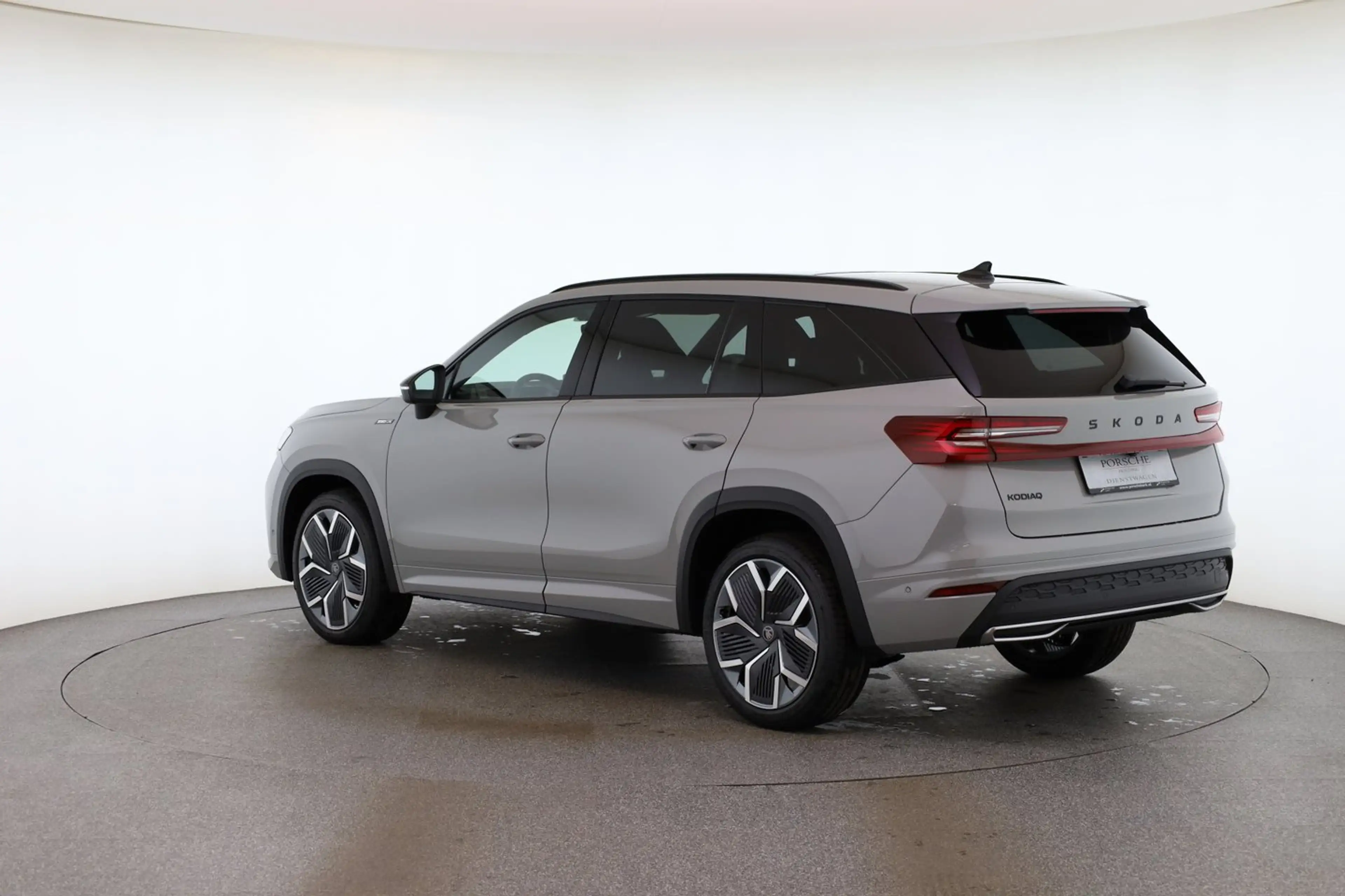Skoda Kodiaq Sportline TDI DSG — photo 3