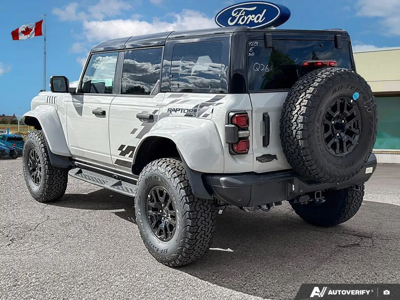 Ford Bronco снимка Ford Bronco