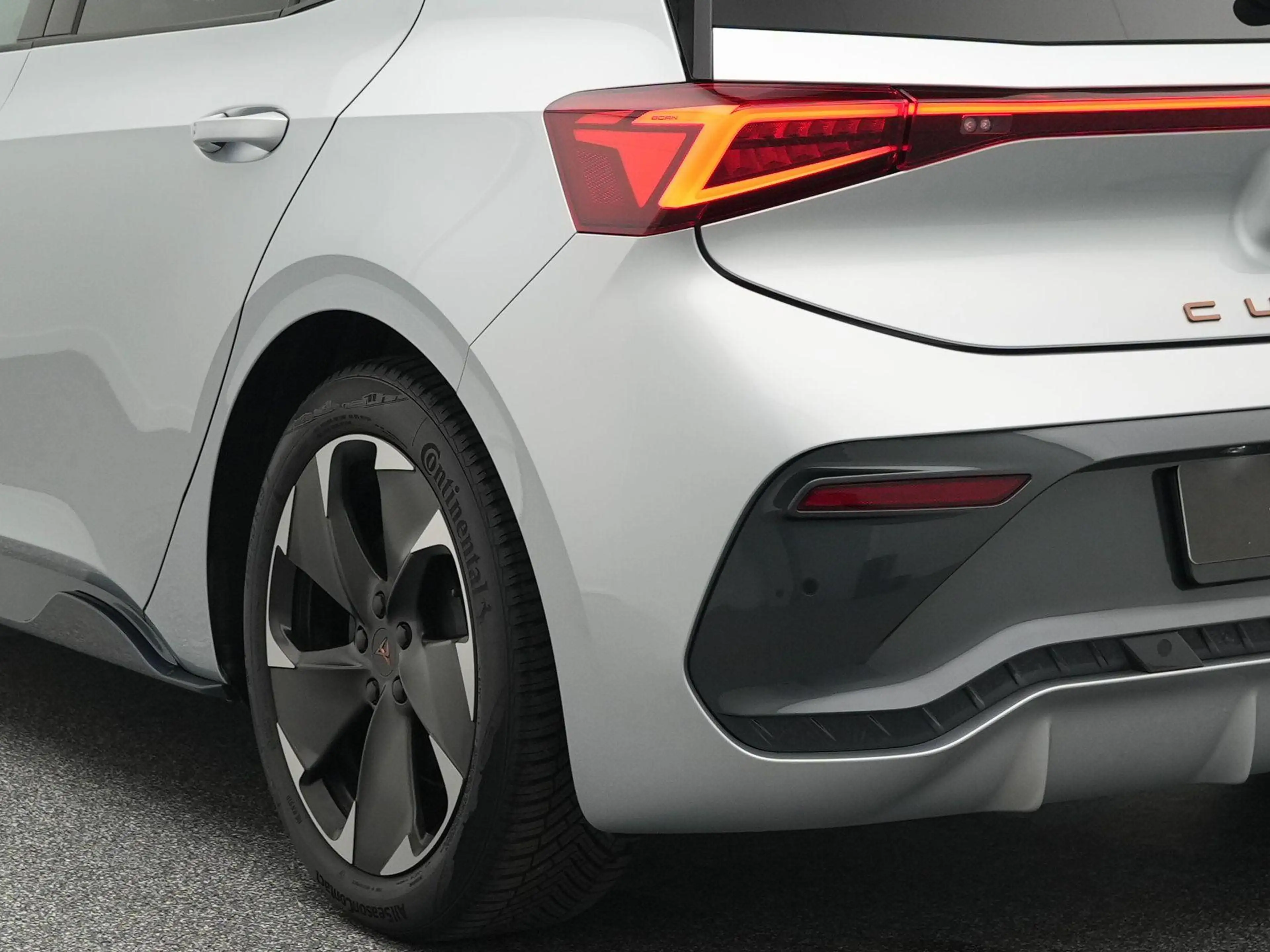 CUPRA Born Business 62 kWh | Stoel- & stuurverwarming | Adapt — photo 15