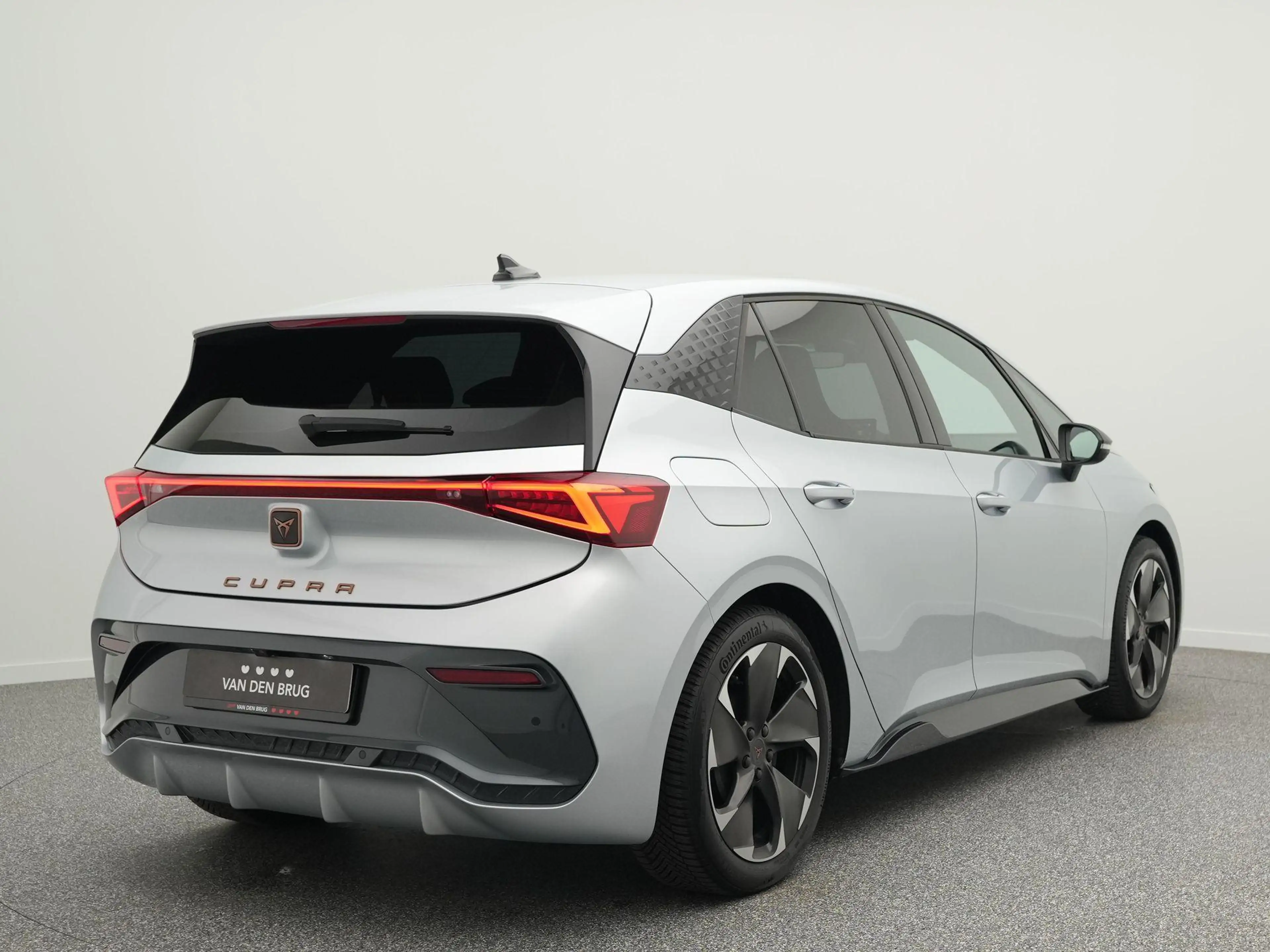 CUPRA Born Business 62 kWh | Stoel- & stuurverwarming | Adapt — photo 2