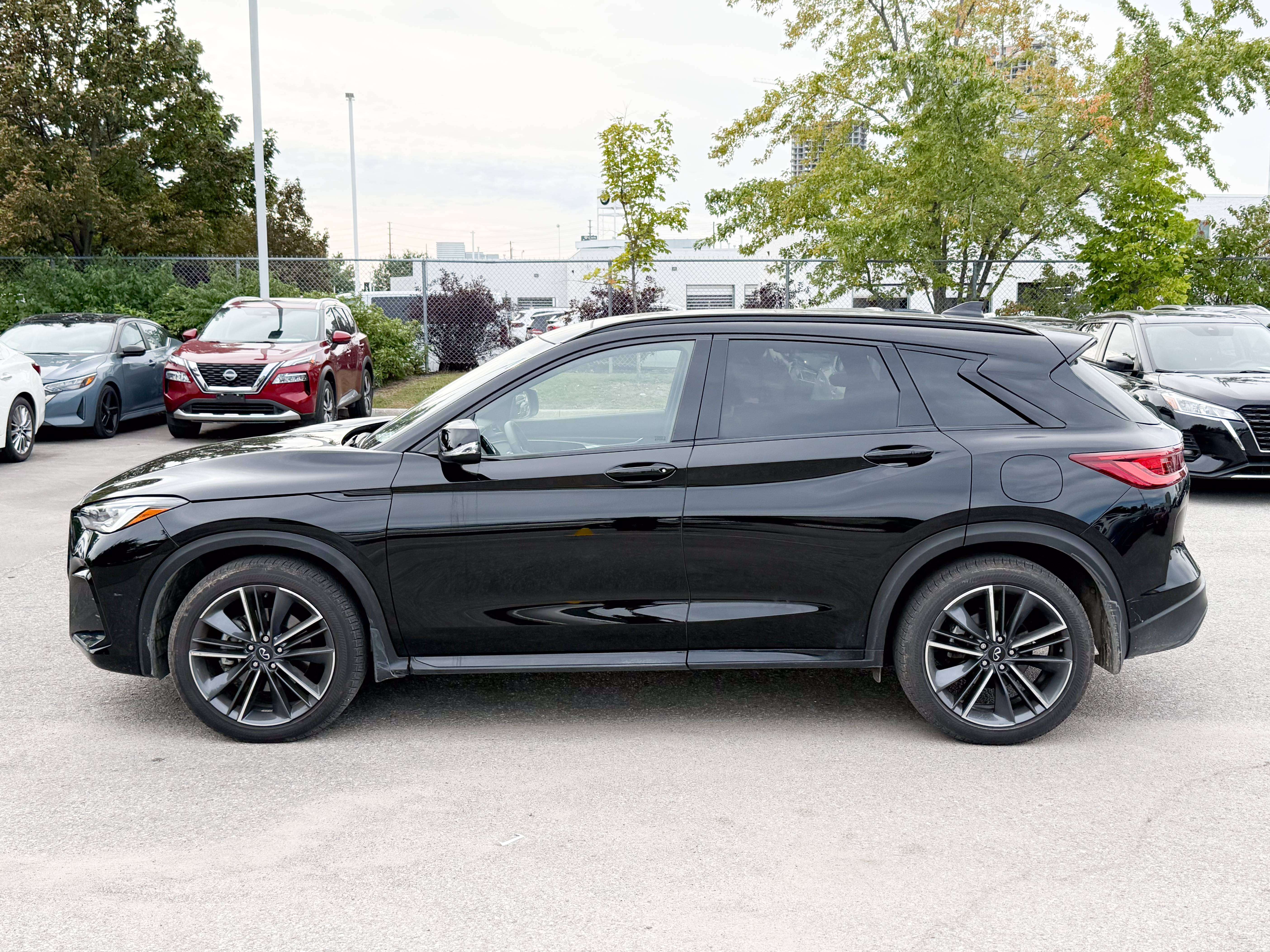 2025 Infiniti QX50 NEW AS NEW l ONLY HAS 7000 KM l DONT MISS IT — photo 1