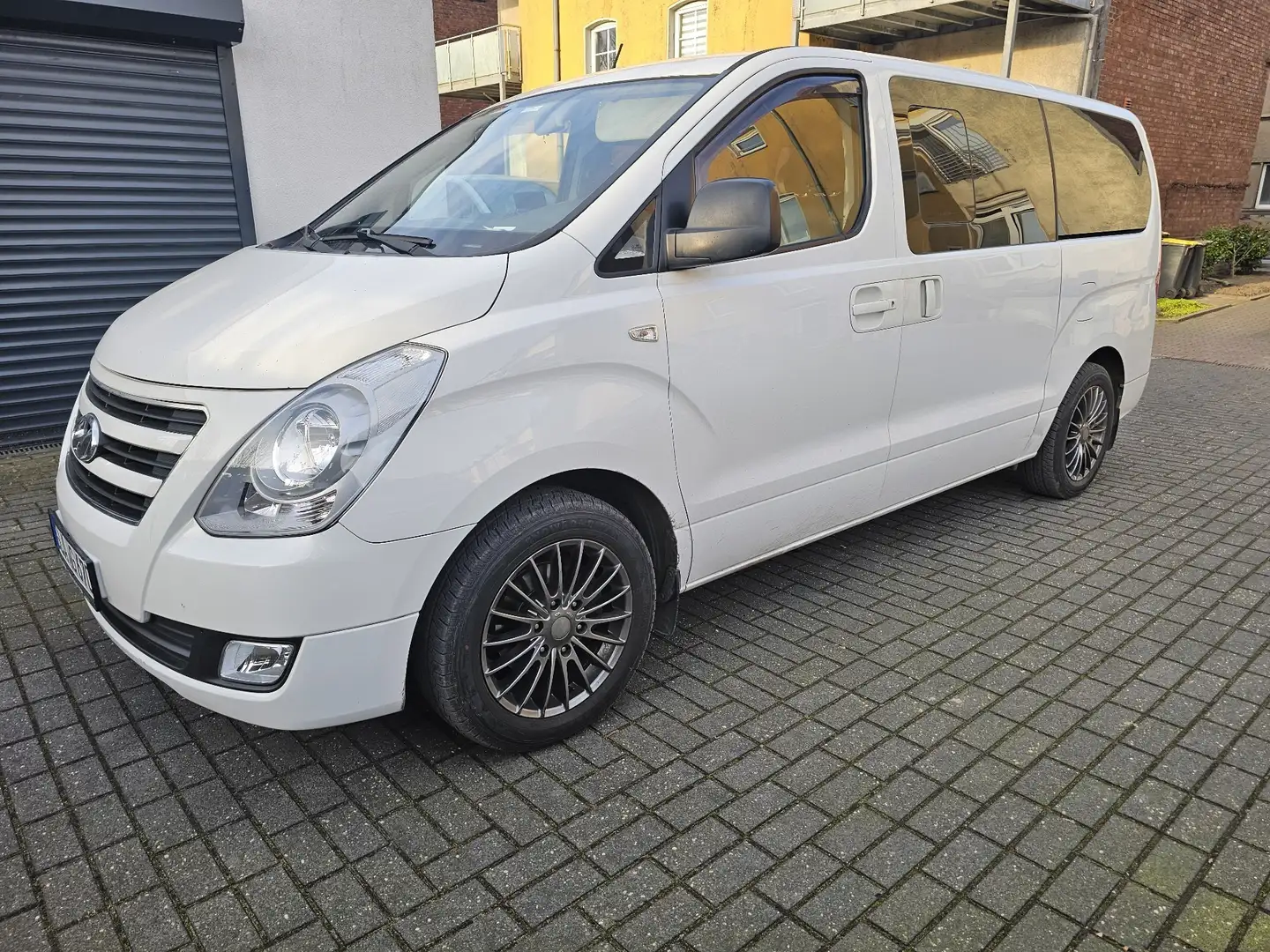 Hyundai H-1 2.5 CRDi Travel Premium Blanco - 1