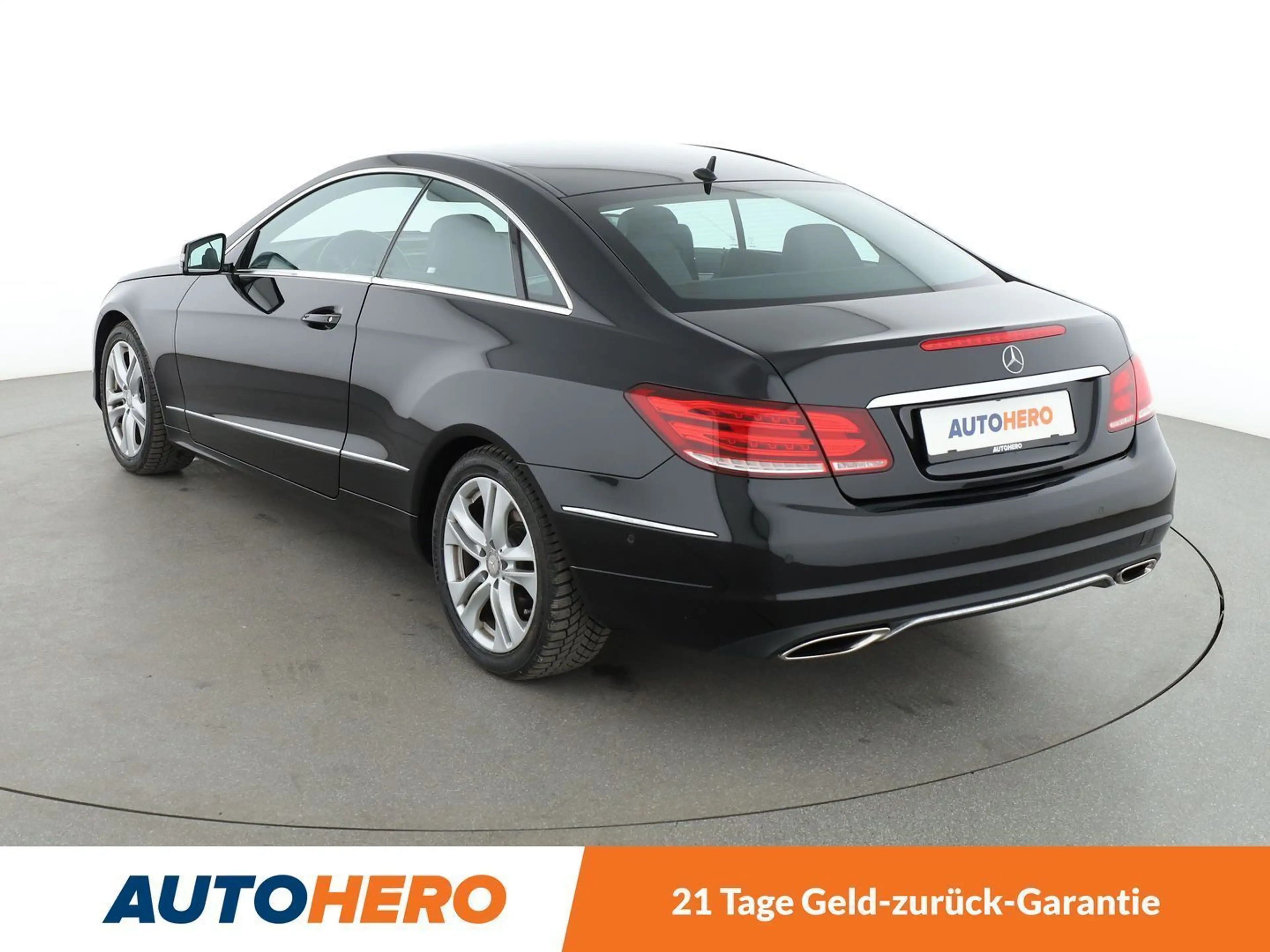 Mercedes-Benz E 250 E 250 CGI Aut.*NAVI*TEMPO*PDC*SHZ* — photo 4