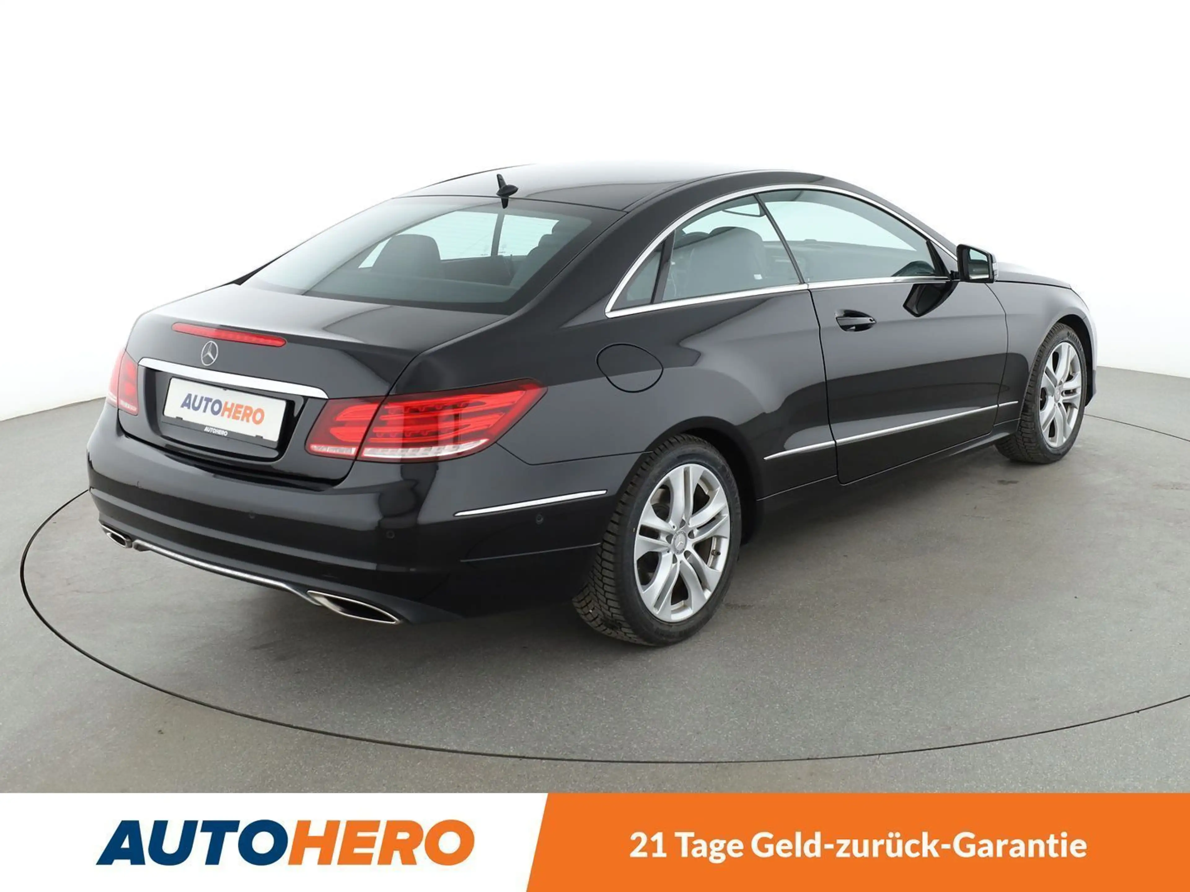 Mercedes-Benz E 250 E 250 CGI Aut.*NAVI*TEMPO*PDC*SHZ* — photo 6