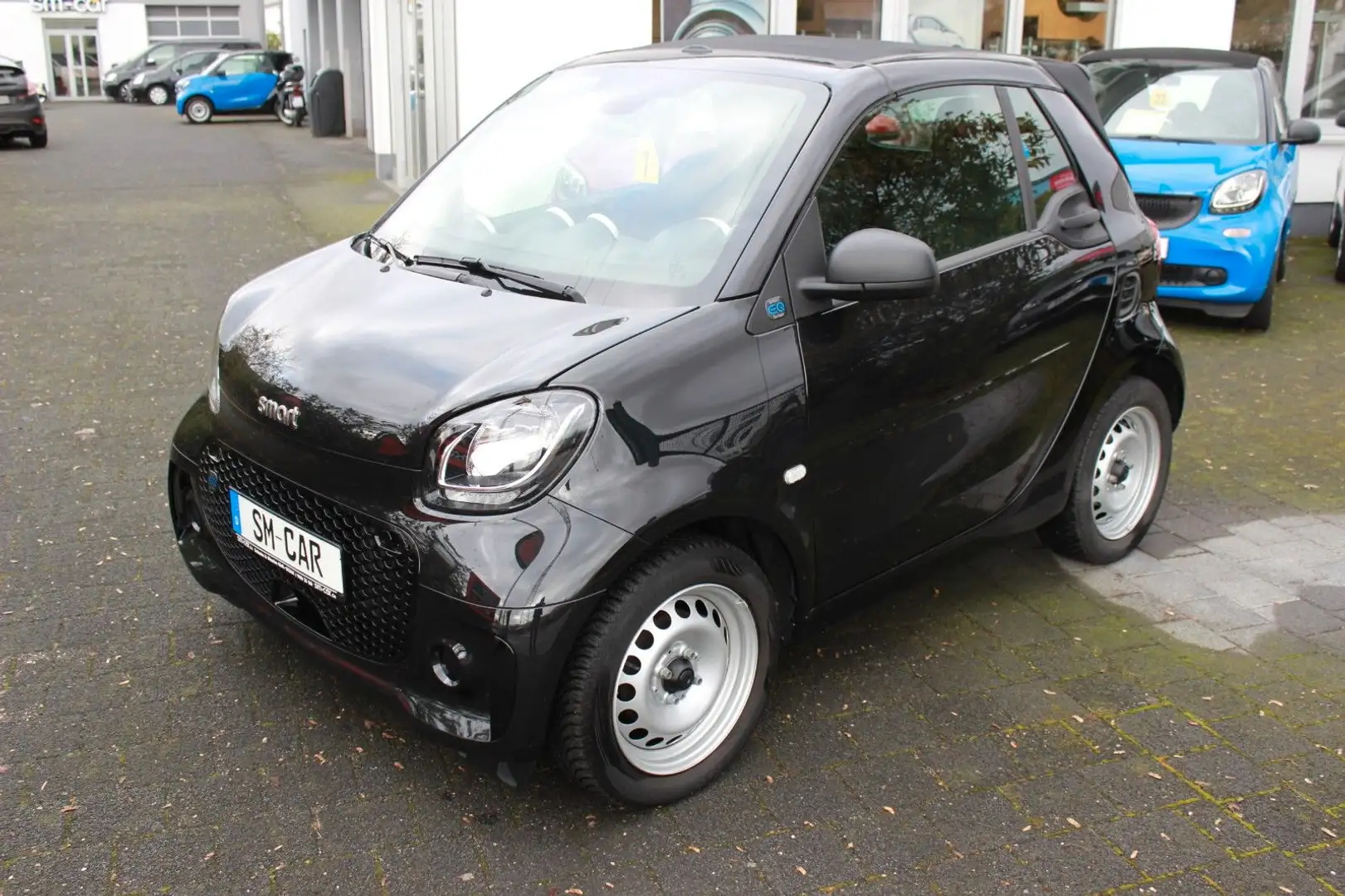 smart forTwo Fortwo cabrio electric drive / EQ 1.Hand DAB+ Zwart - 2