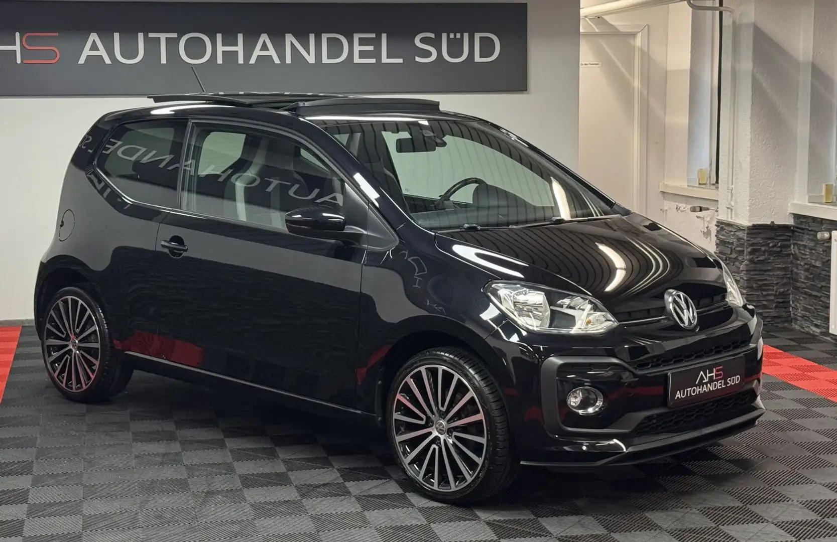 Volkswagen up! high up!*PANO*KAMERA*BEATS* Schwarz - 2