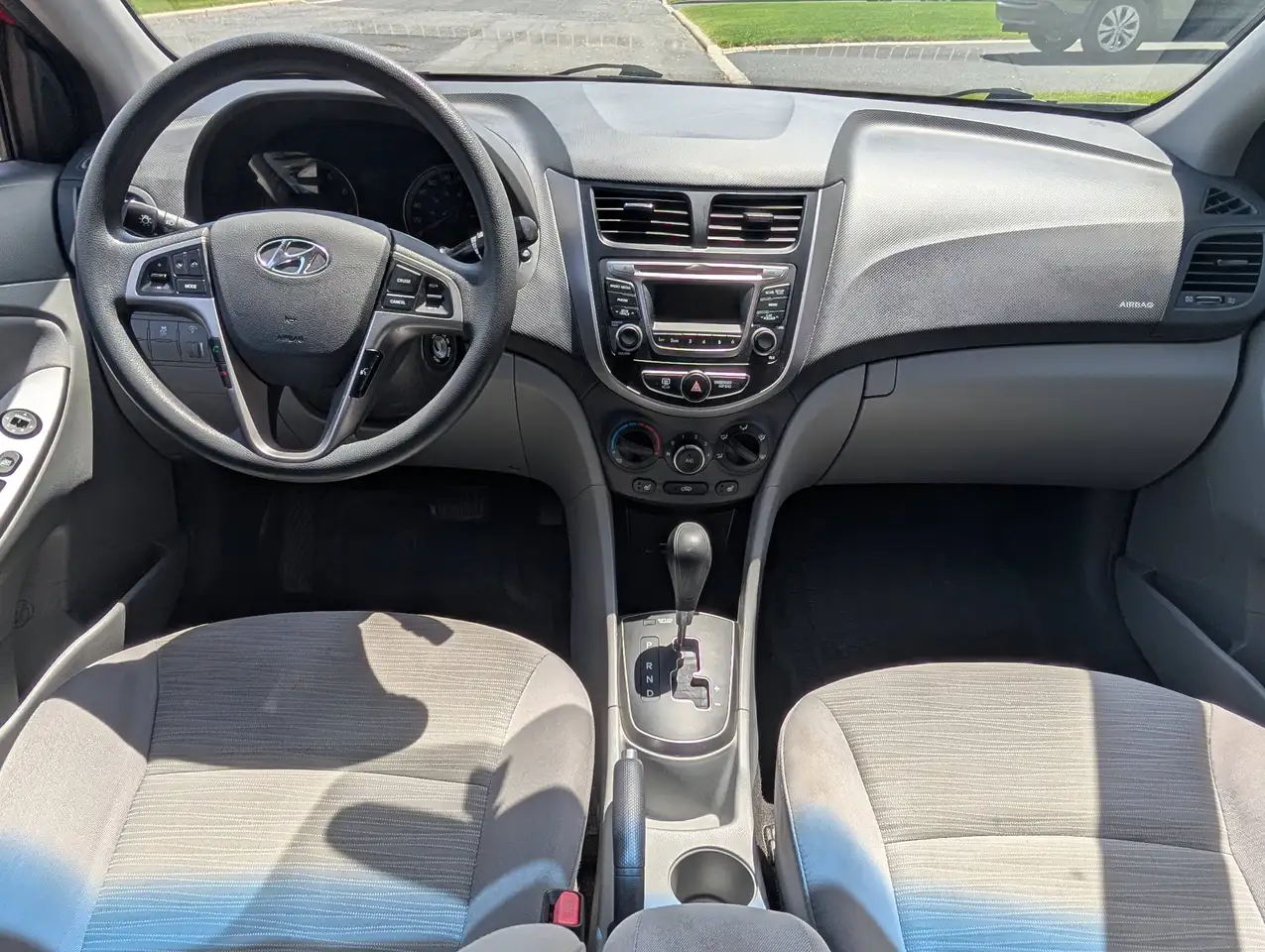 Hyundai ACCENT снимка Hyundai ACCENT