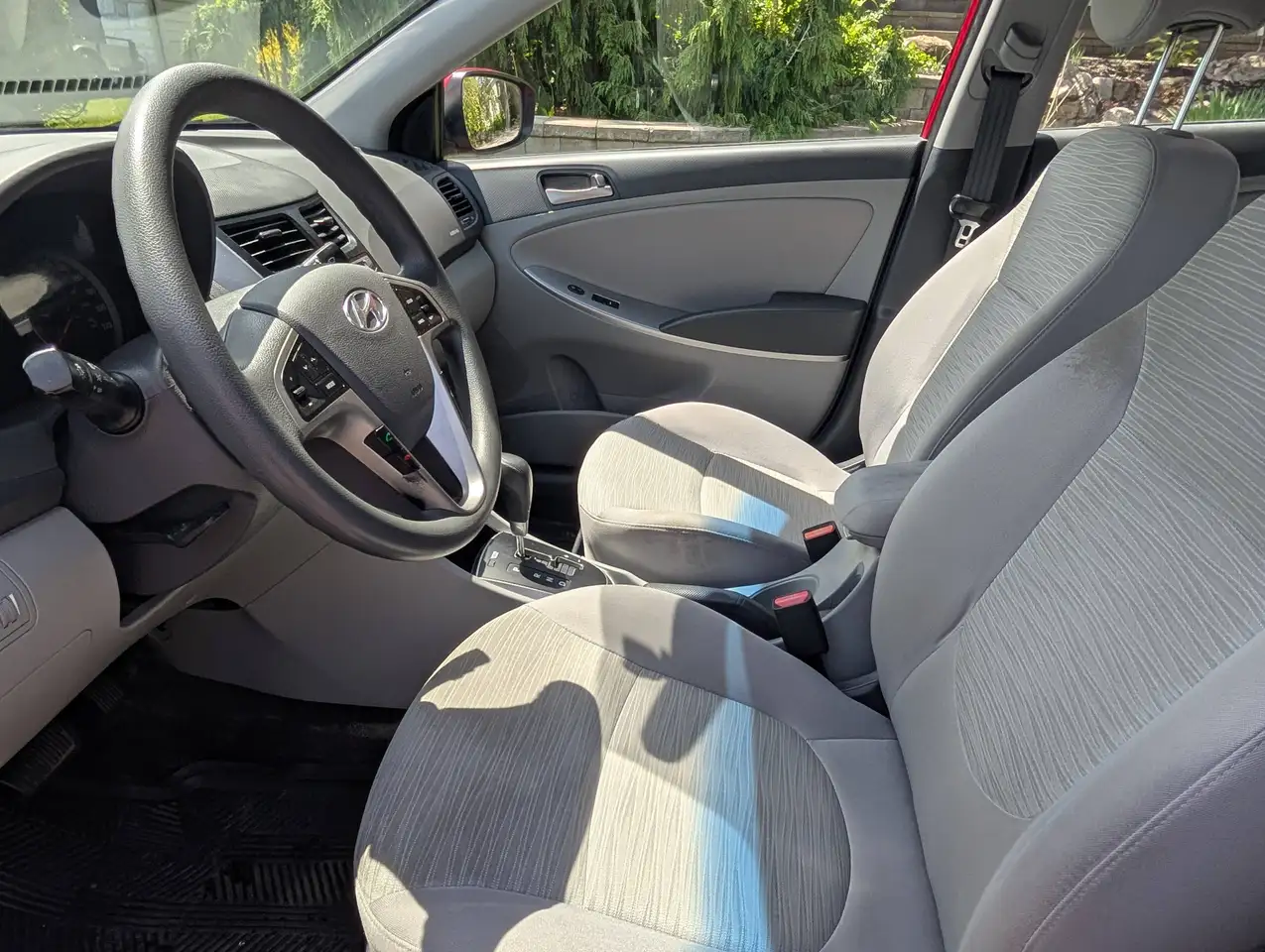 Hyundai ACCENT снимка Hyundai ACCENT