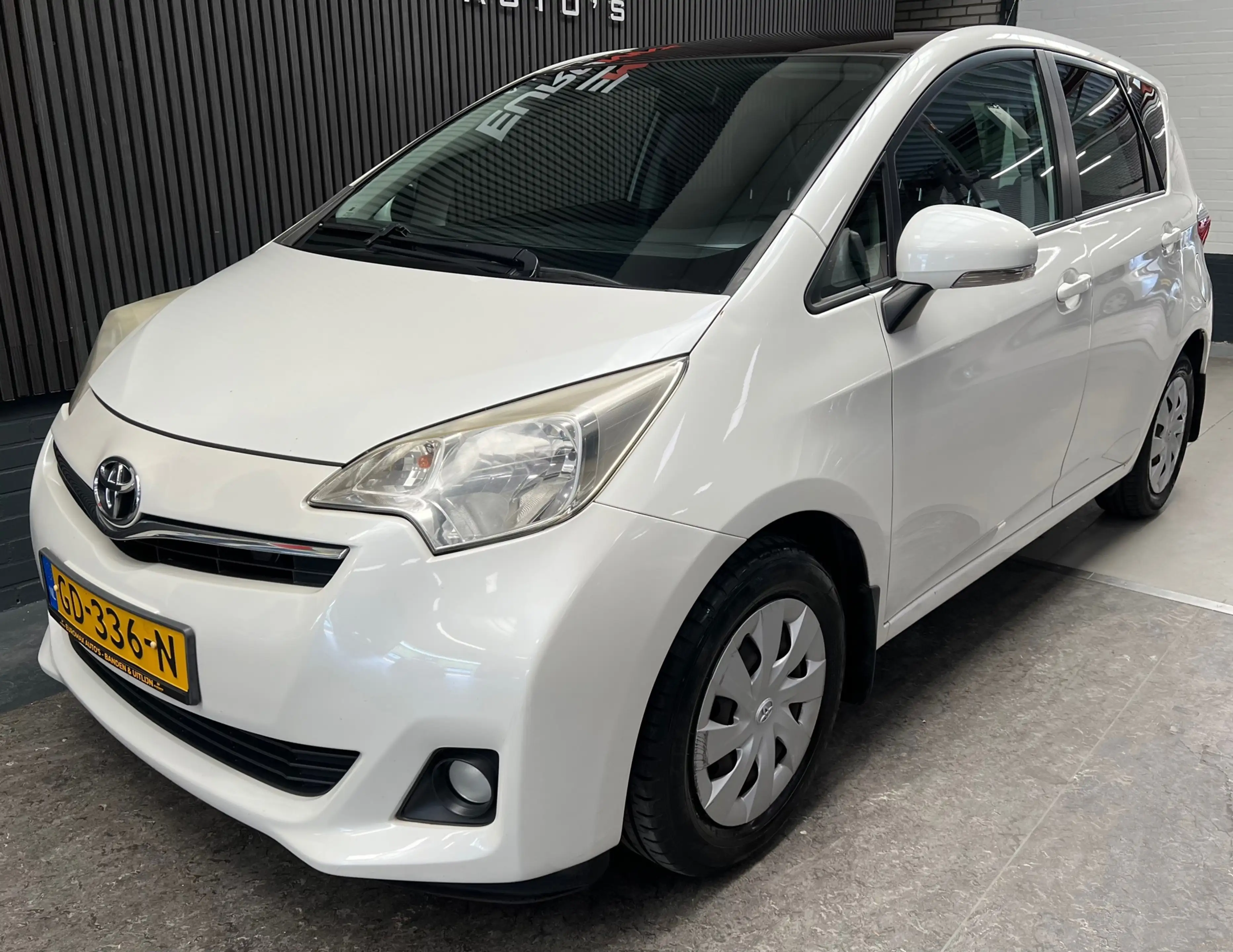 Toyota Verso-S 1.3 VVT-i Dynamic - PANO - Goed onderhouden - Rijk — photo 5
