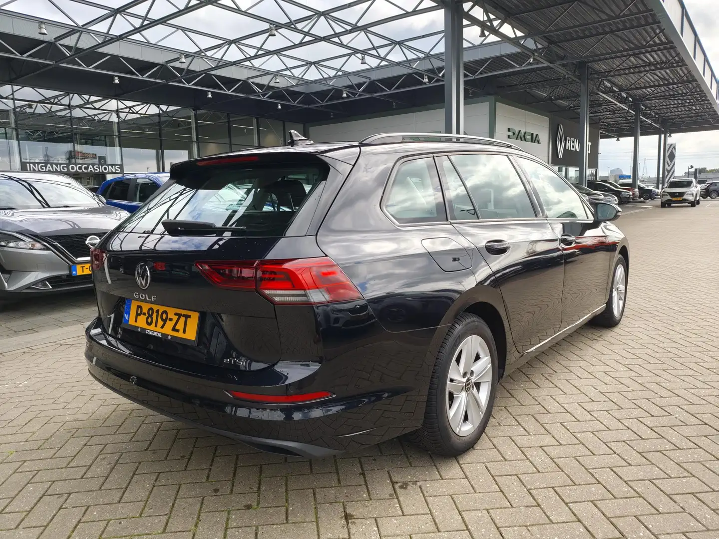 Volkswagen Golf Variant 1.5 eTSI Style Zwart - 2