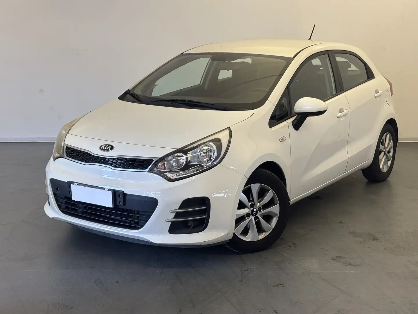 Kia Rio 5p 1.1 crdi Active - 1