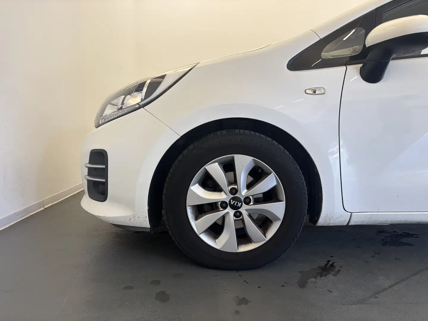 Kia Rio 5p 1.1 crdi Active - 2