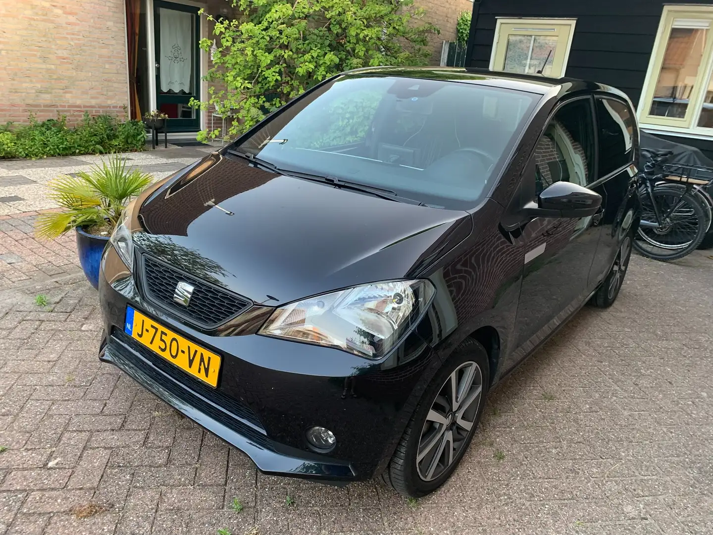 SEAT Mii Mii electric Plus Zwart - 1