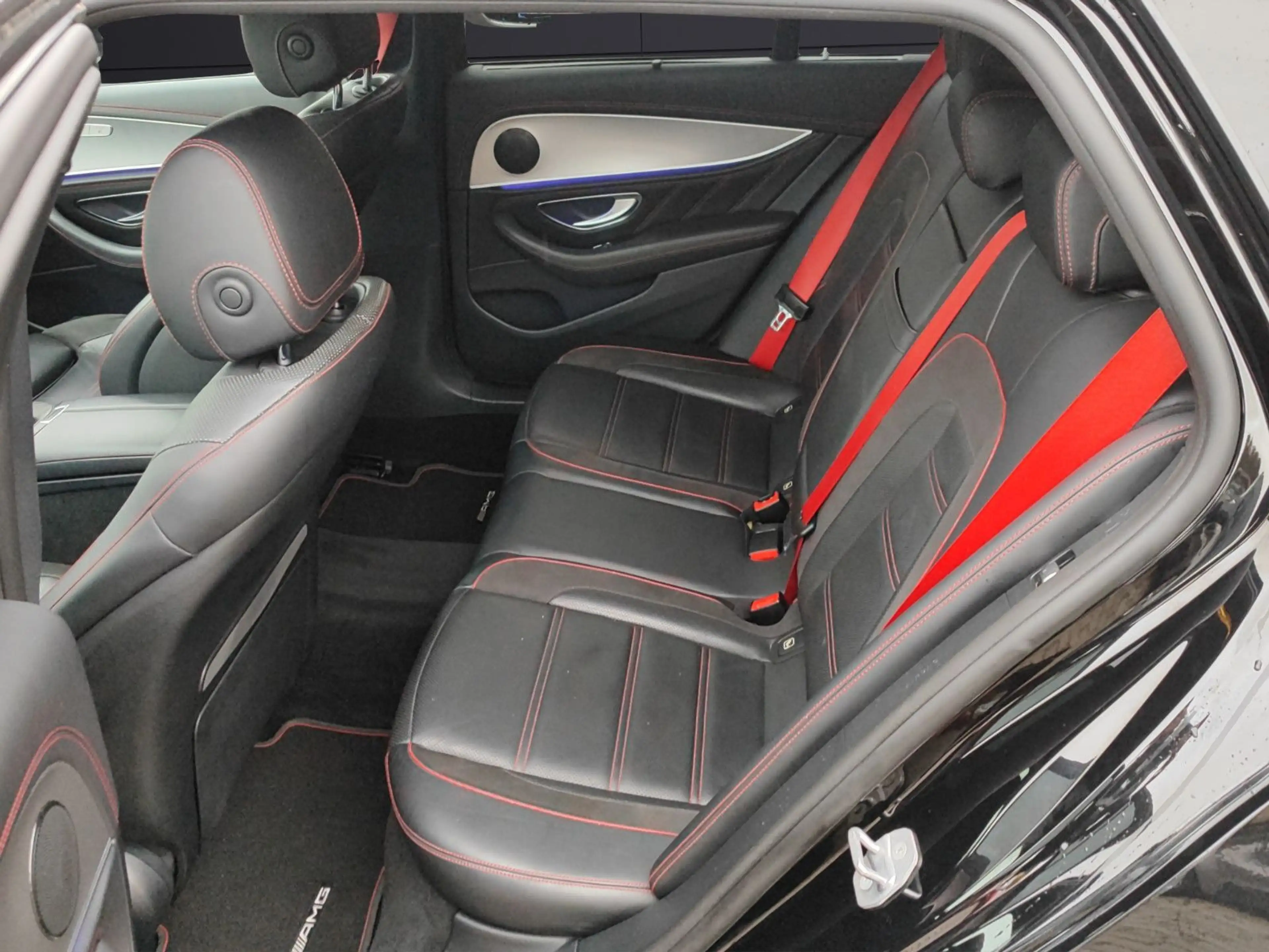Mercedes-Benz E 43 AMG 4Matic*Head-up*Pano*360°*Ambiente* — photo 15