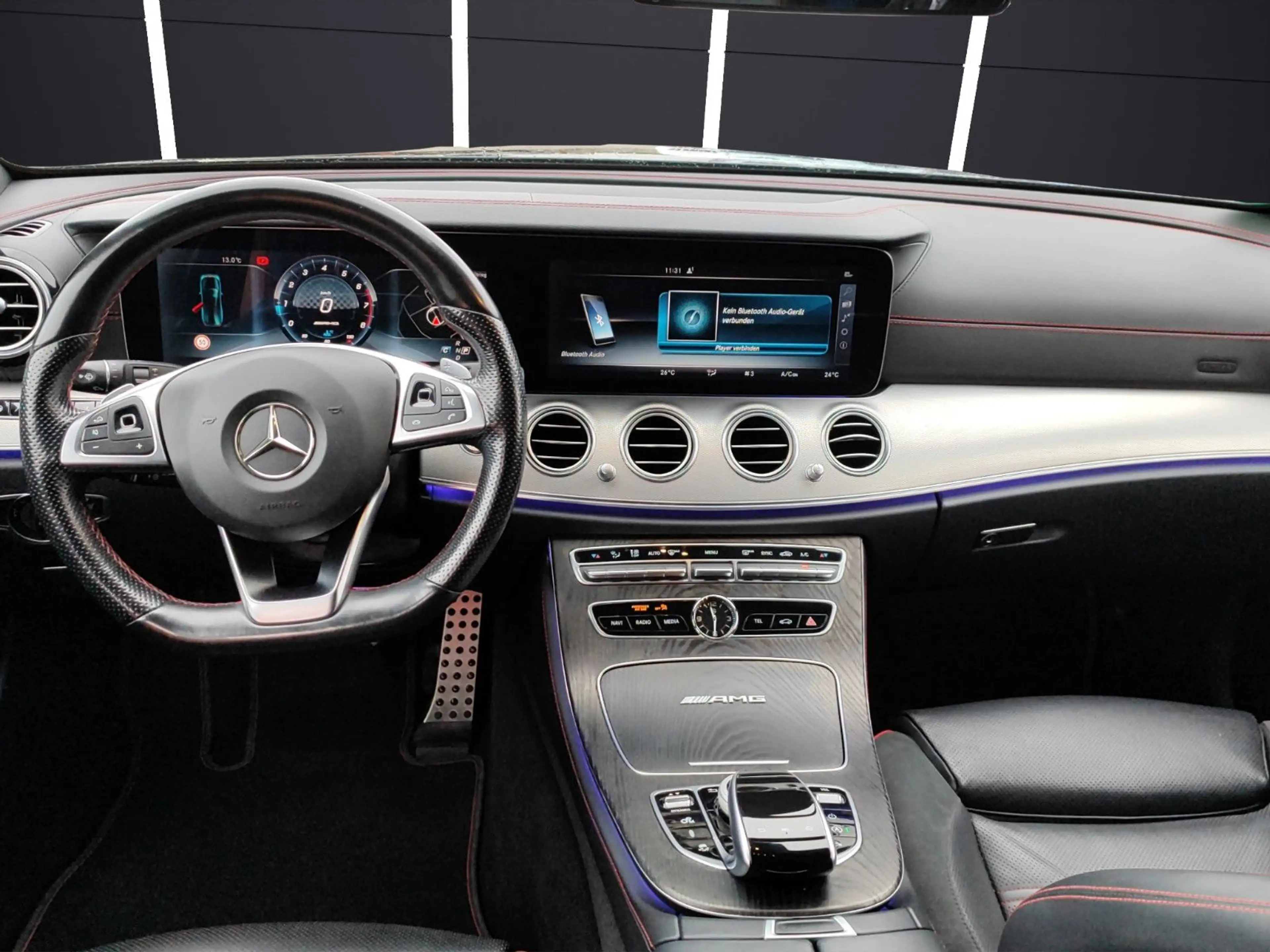 Mercedes-Benz E 43 AMG 4Matic*Head-up*Pano*360°*Ambiente* — photo 10