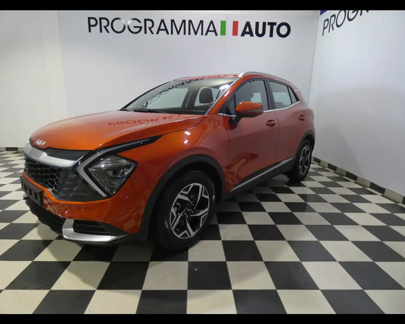 Kia Sportage 1.6 GDI 2WD 150cv Oranje - 1