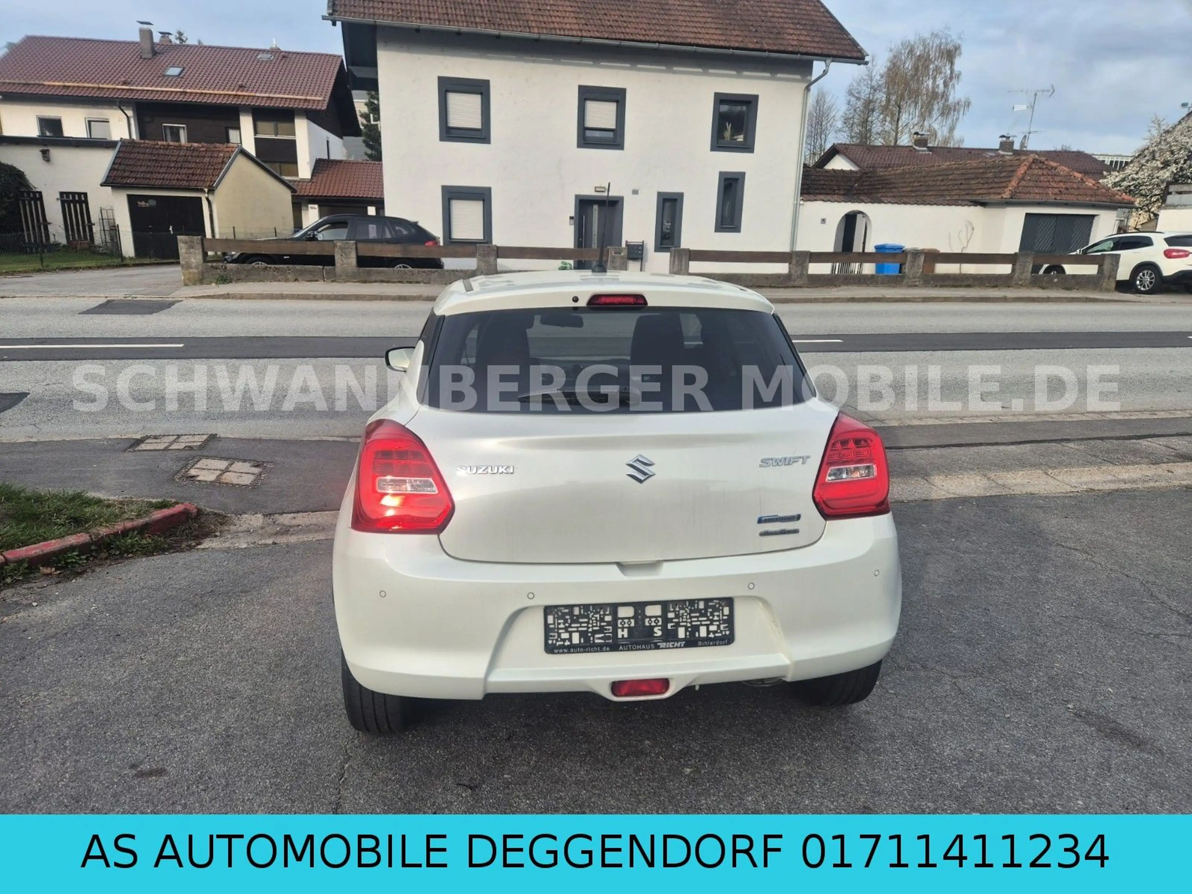 Suzuki Swift Comfort 4x4-KLIMA-KAMERA-NAVI-SHZ-1.HAND — photo 7