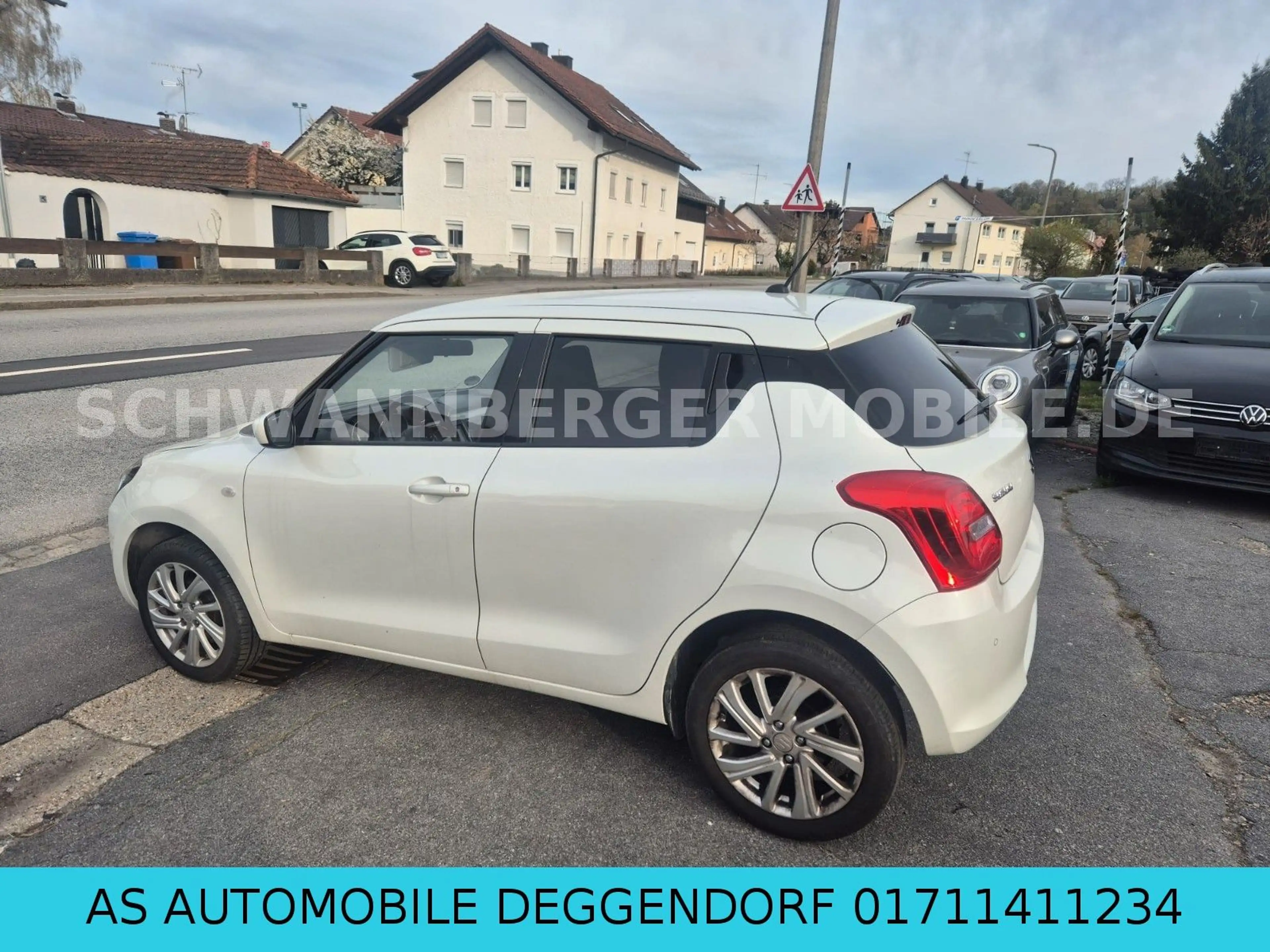 Suzuki Swift Comfort 4x4-KLIMA-KAMERA-NAVI-SHZ-1.HAND — photo 3