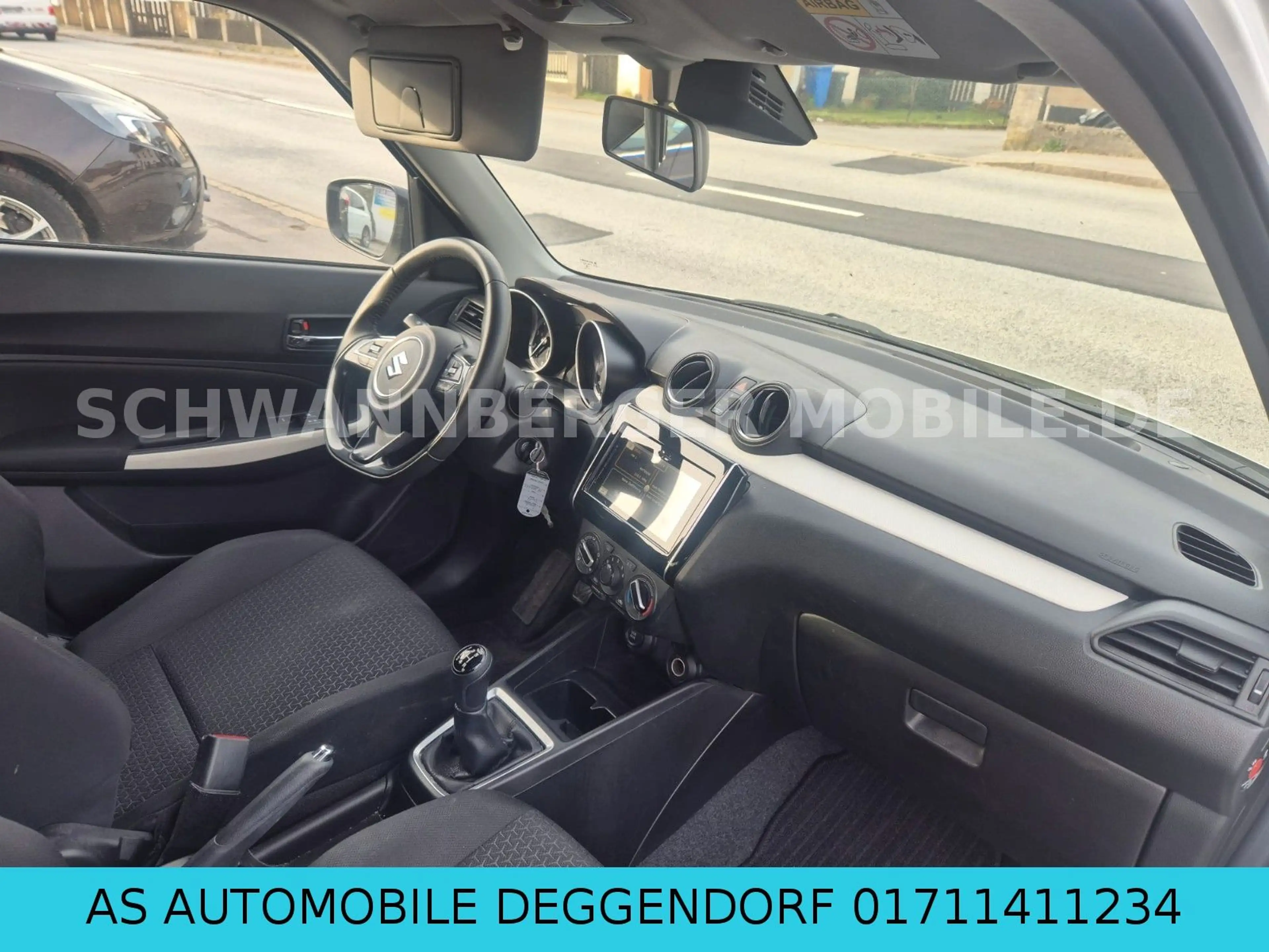 Suzuki Swift Comfort 4x4-KLIMA-KAMERA-NAVI-SHZ-1.HAND — photo 12