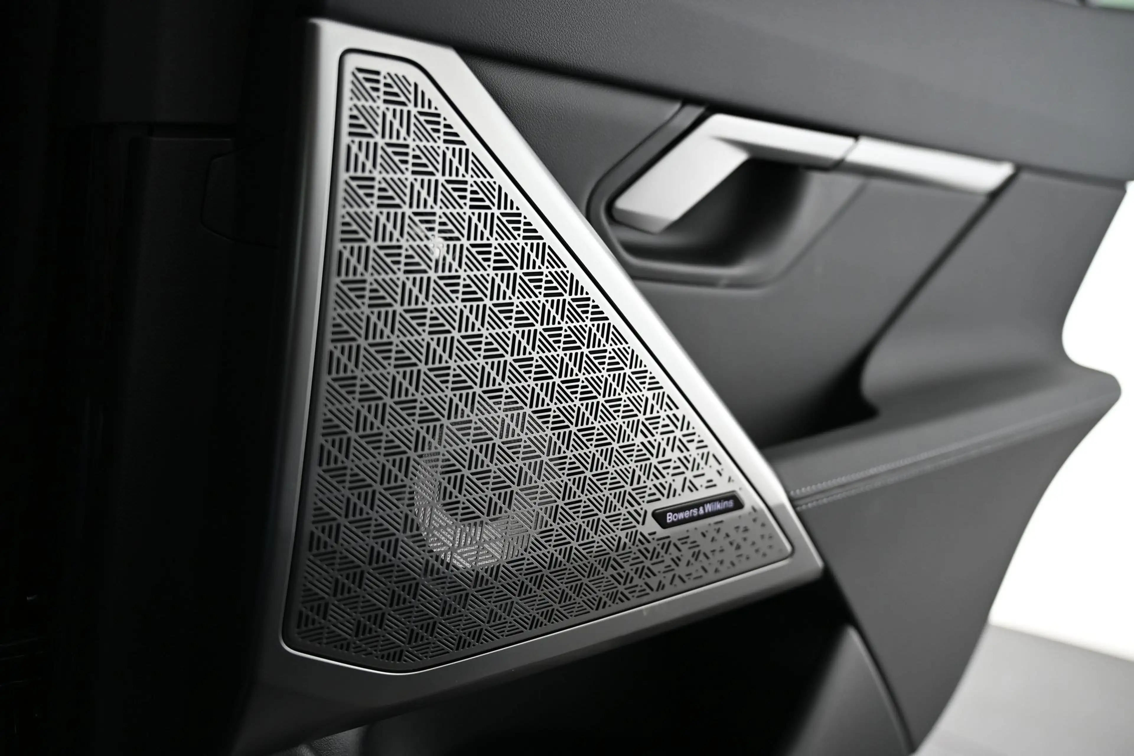 BMW M5 - M5 xDrive — photo 19