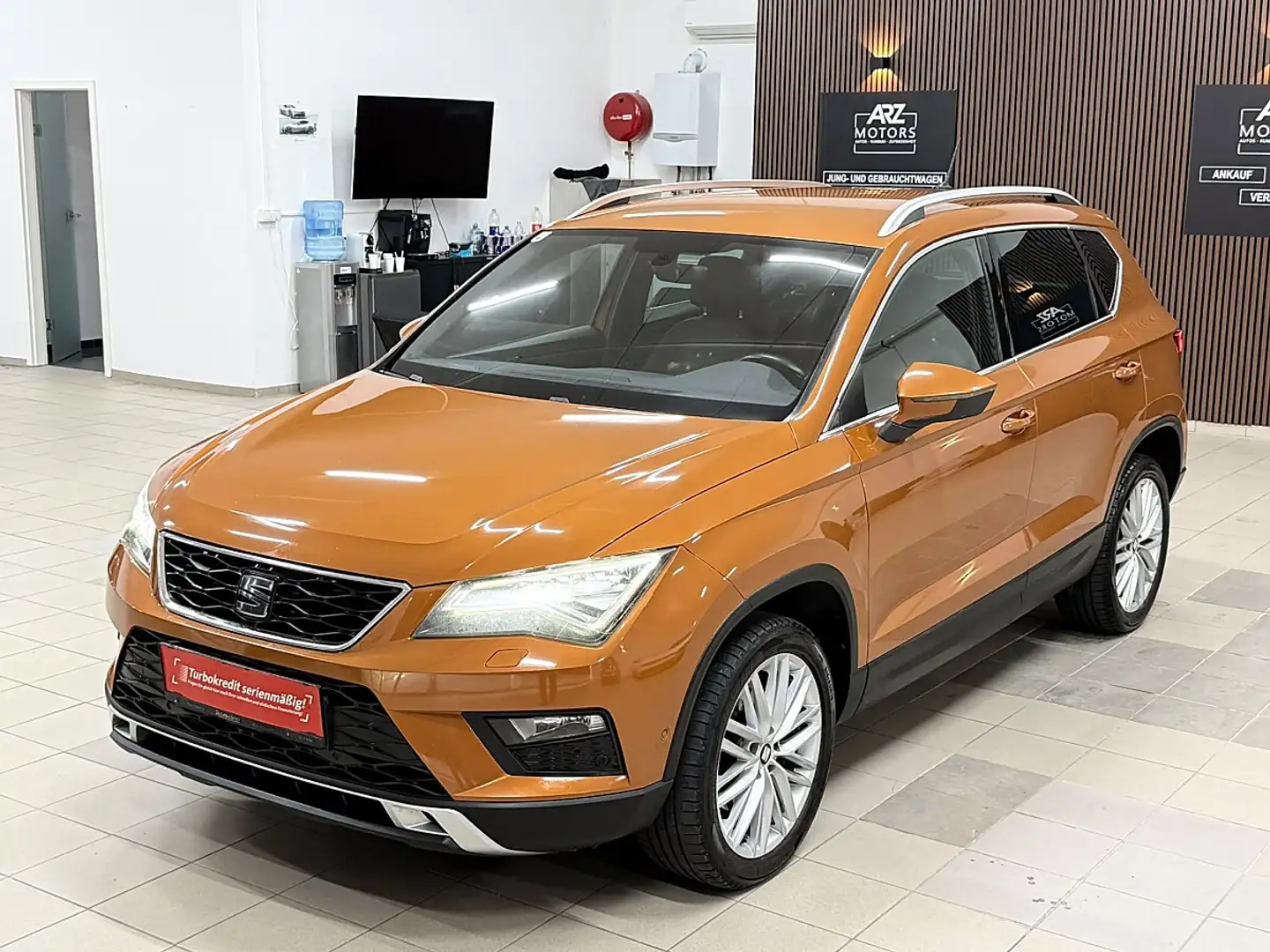 SEAT Ateca 1,4 Xcellence ACT TSI DSG Orange - 1