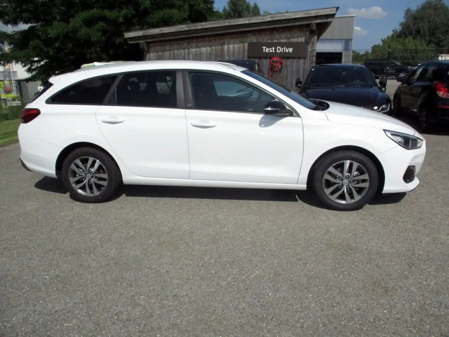 Hyundai i30 Kombi 1,4 CVVT Go Blanc - 2