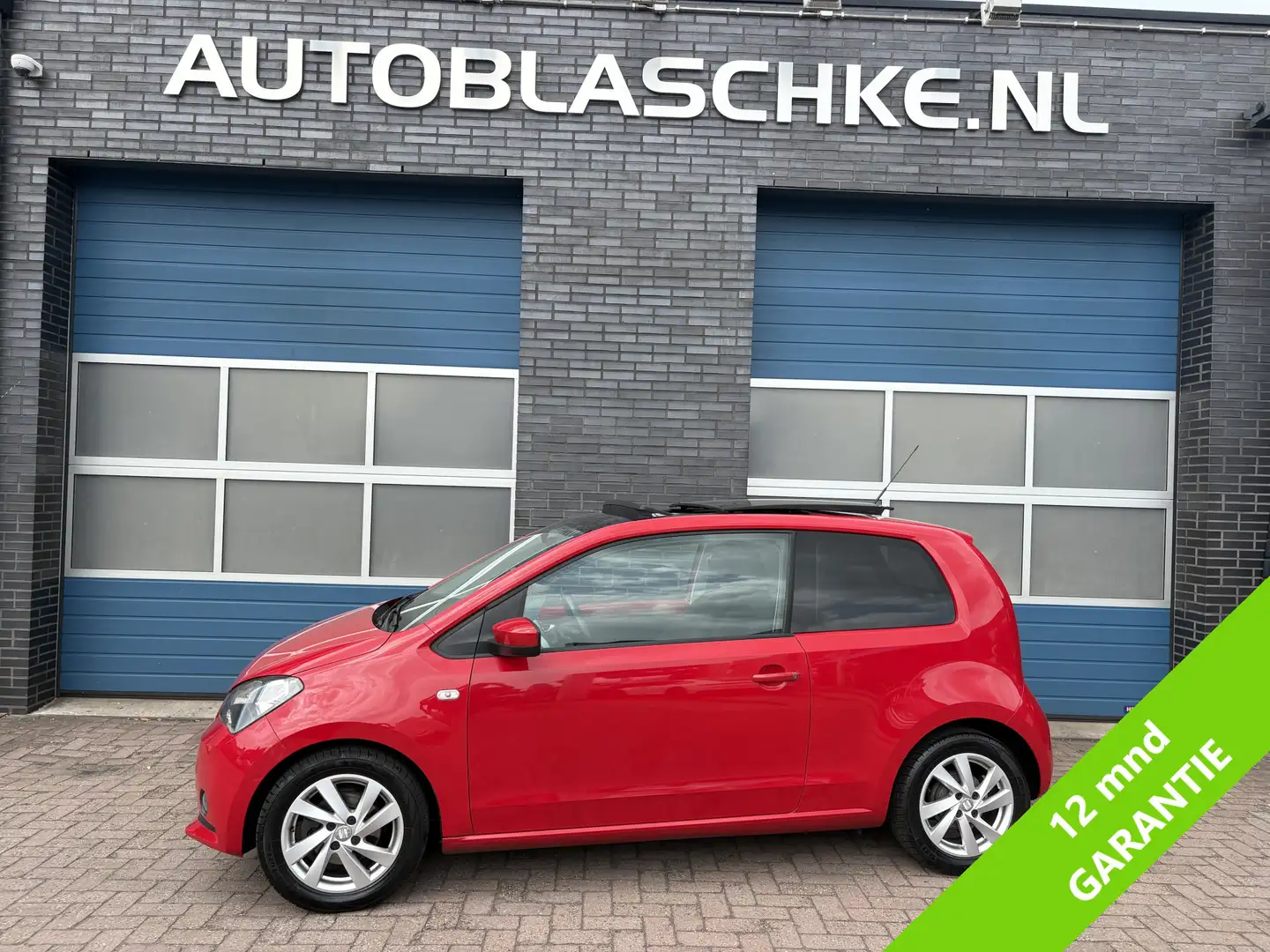 SEAT Mii 1.0 Style Chic, pano/schuifdak, airco, navi/cruise Roşu - 1