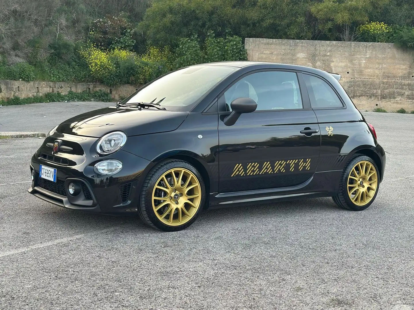Abarth 695 695 1.4 t-jet 75° Anniversario 180cv Nero - 2