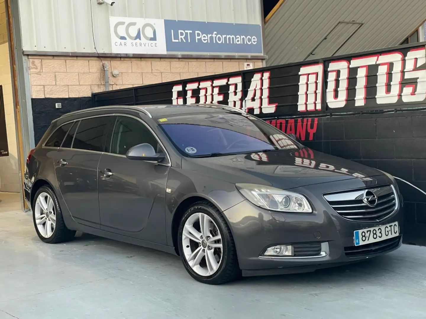 Opel Insignia ST 2.0CDTI Edition 160 Grau - 1