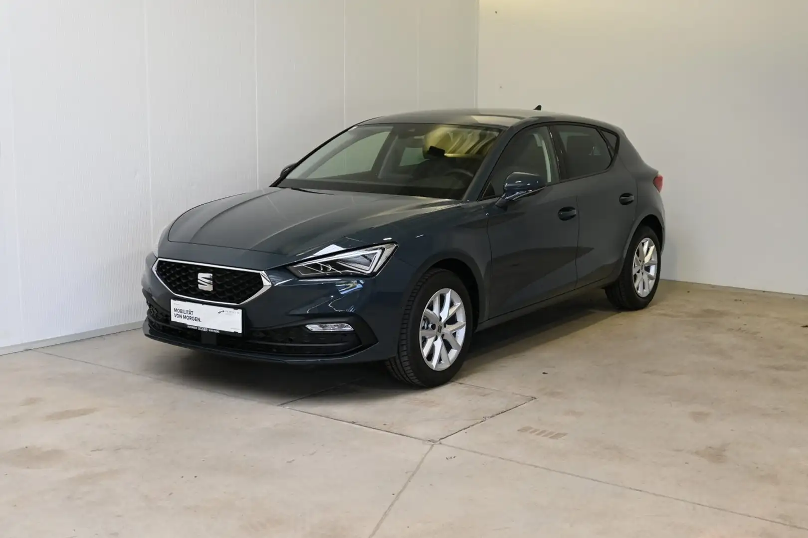 SEAT Leon Style Edition 1.5 TSI 115 PS Blau - 1