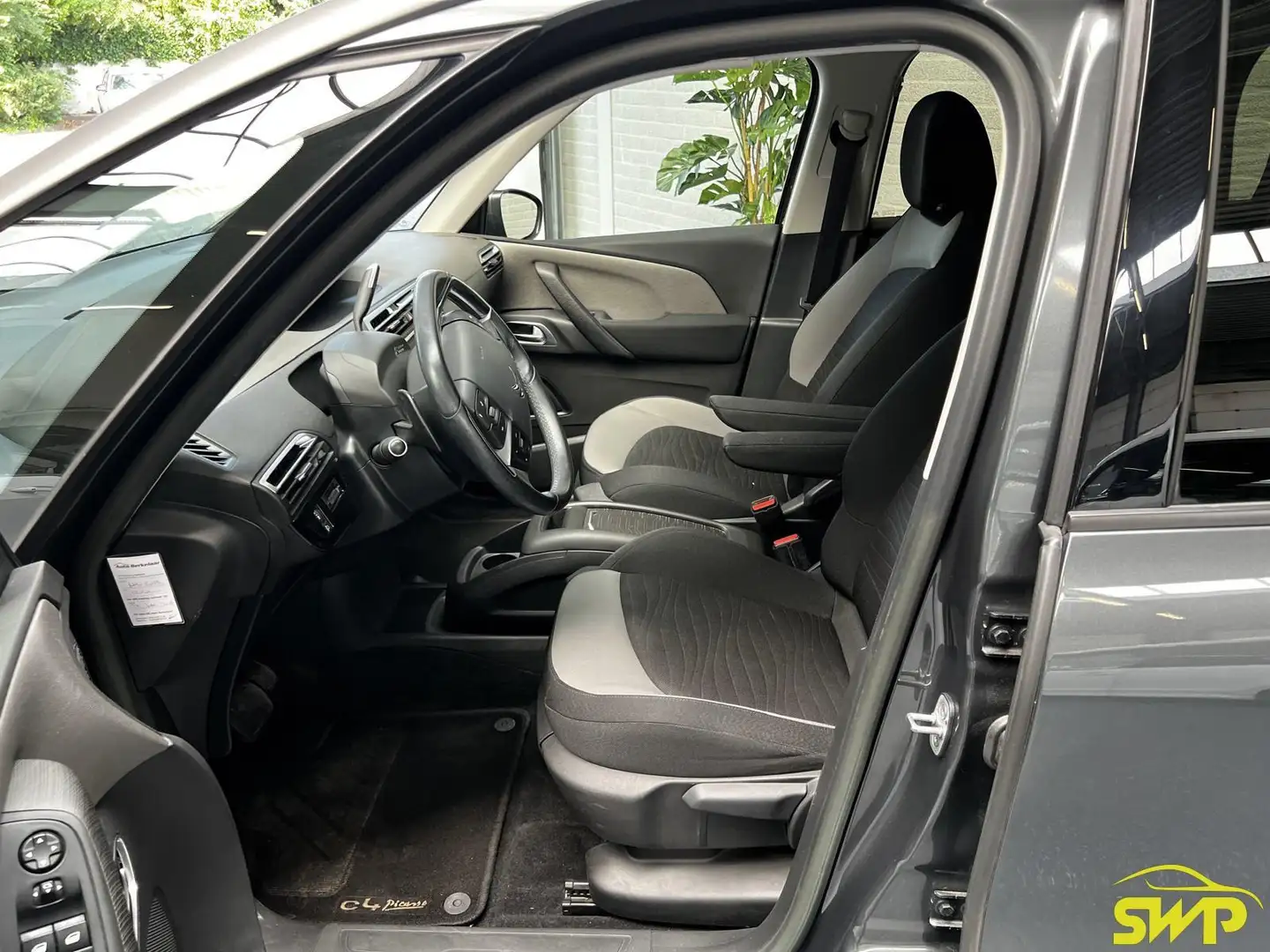 Citroen Grand C4 Picasso 1.6 e-THP Intensive | Navi | Cam | 7P Grijs - 2