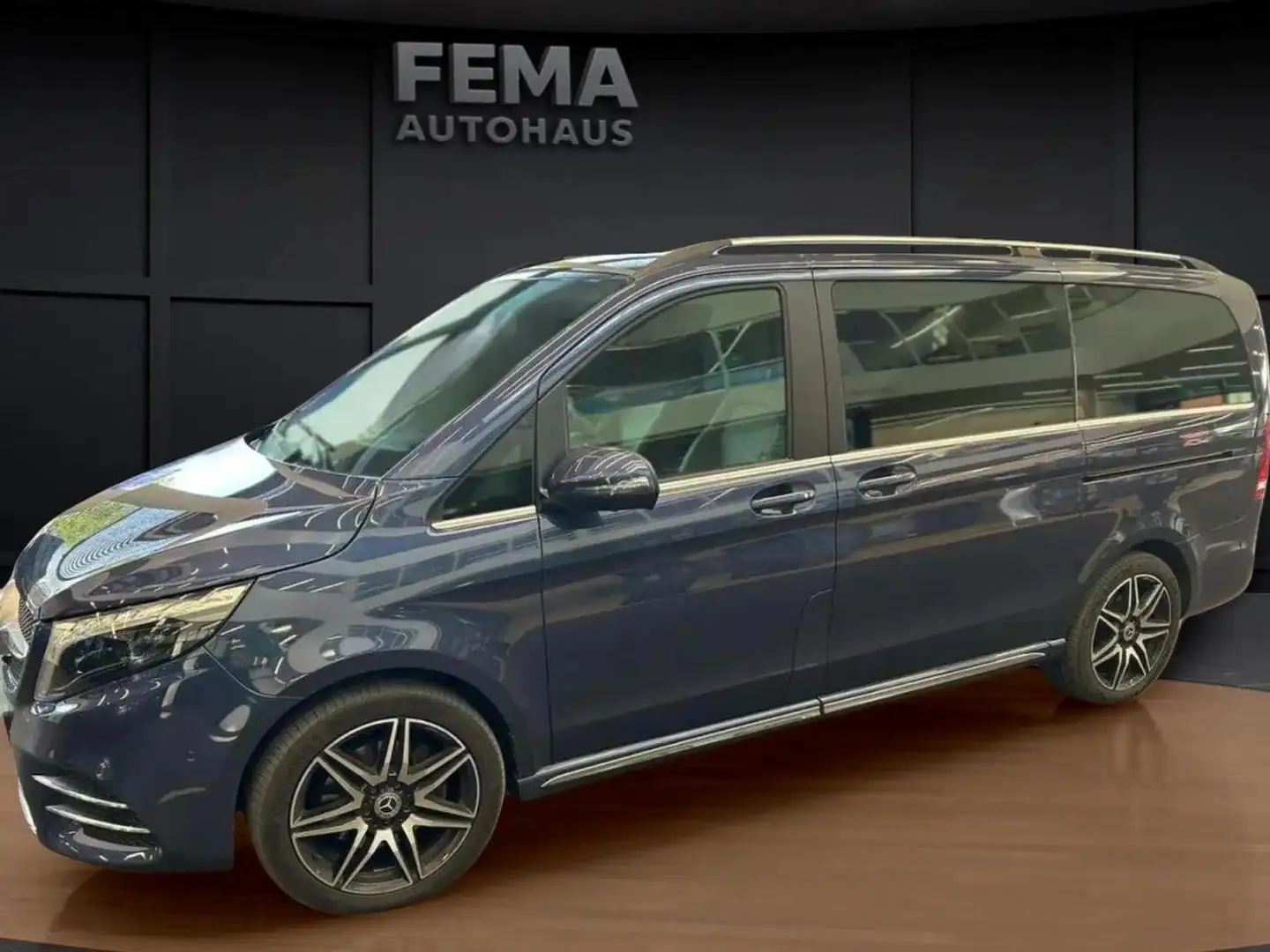 Mercedes-Benz V 300 lang 4Matic Avantgarde Edition MBUX+360°+LED+AH Azul - 2