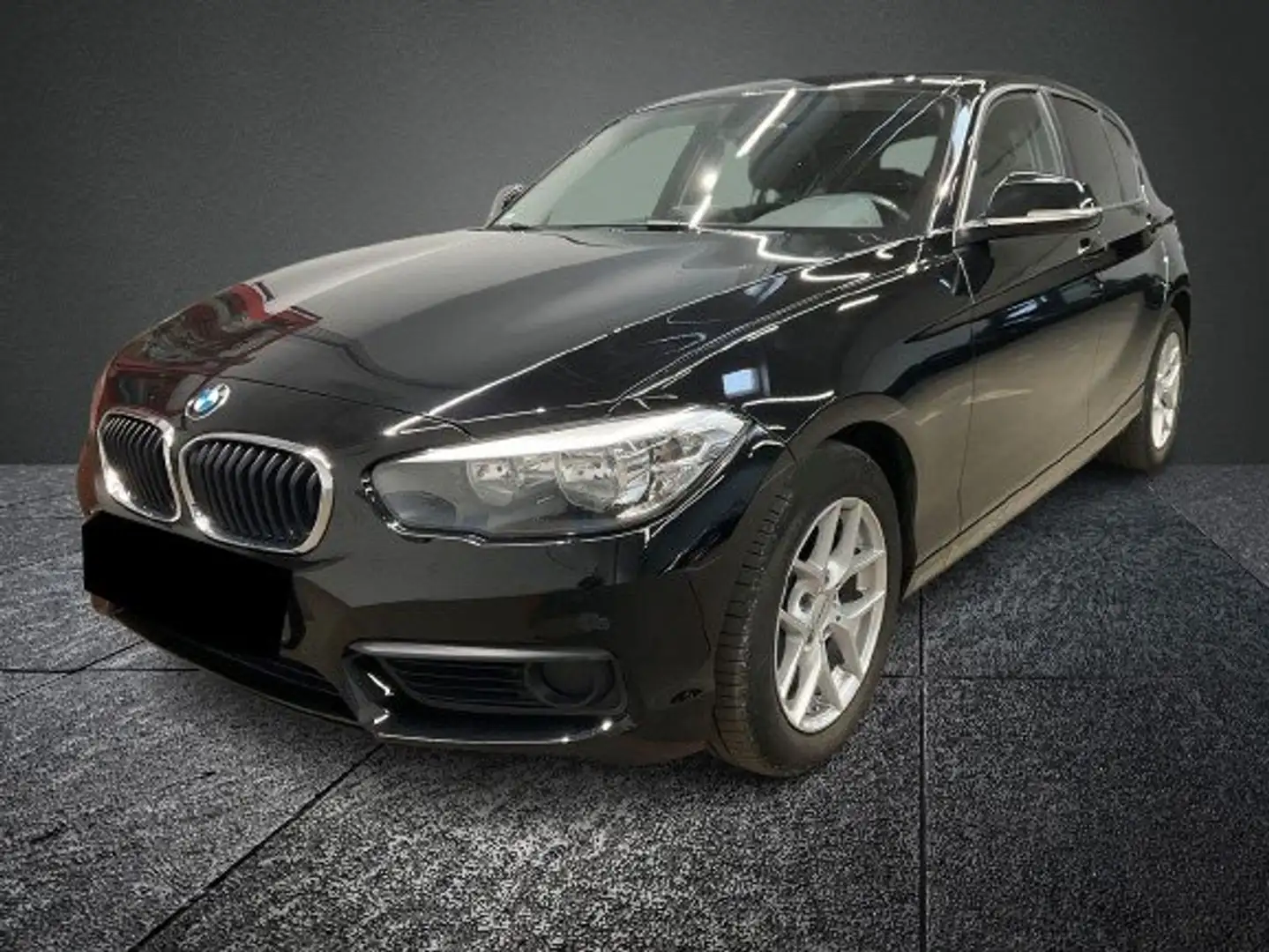 BMW 118 FINANZIERUNG 180€ / AUTOMATIK / 2. HAND Schwarz - 1