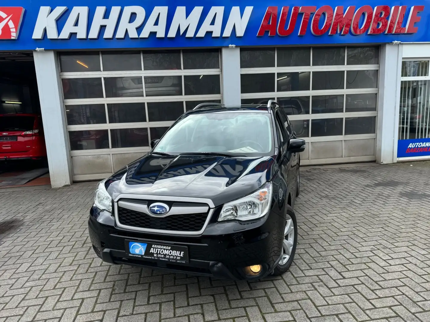 Subaru Forester Active Fekete - 1