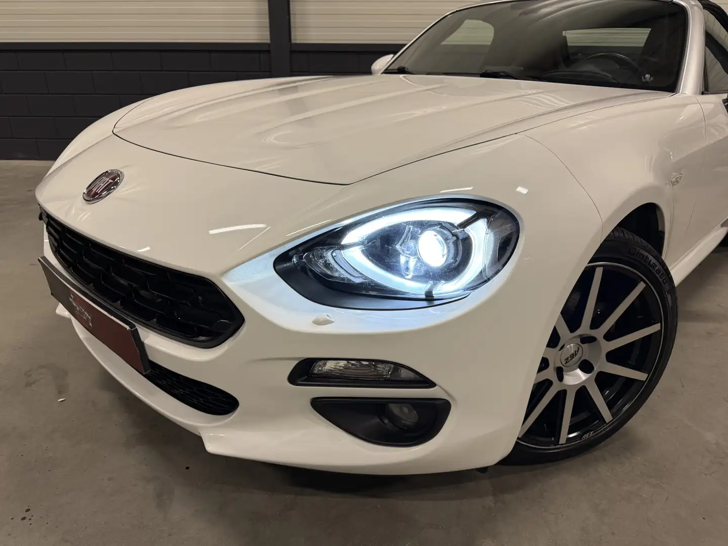 Fiat 124 Spider 1.4 MultiAir Turbo Lusso LED/LEER/BOSE/CAMERA/17"L Bianco - 2