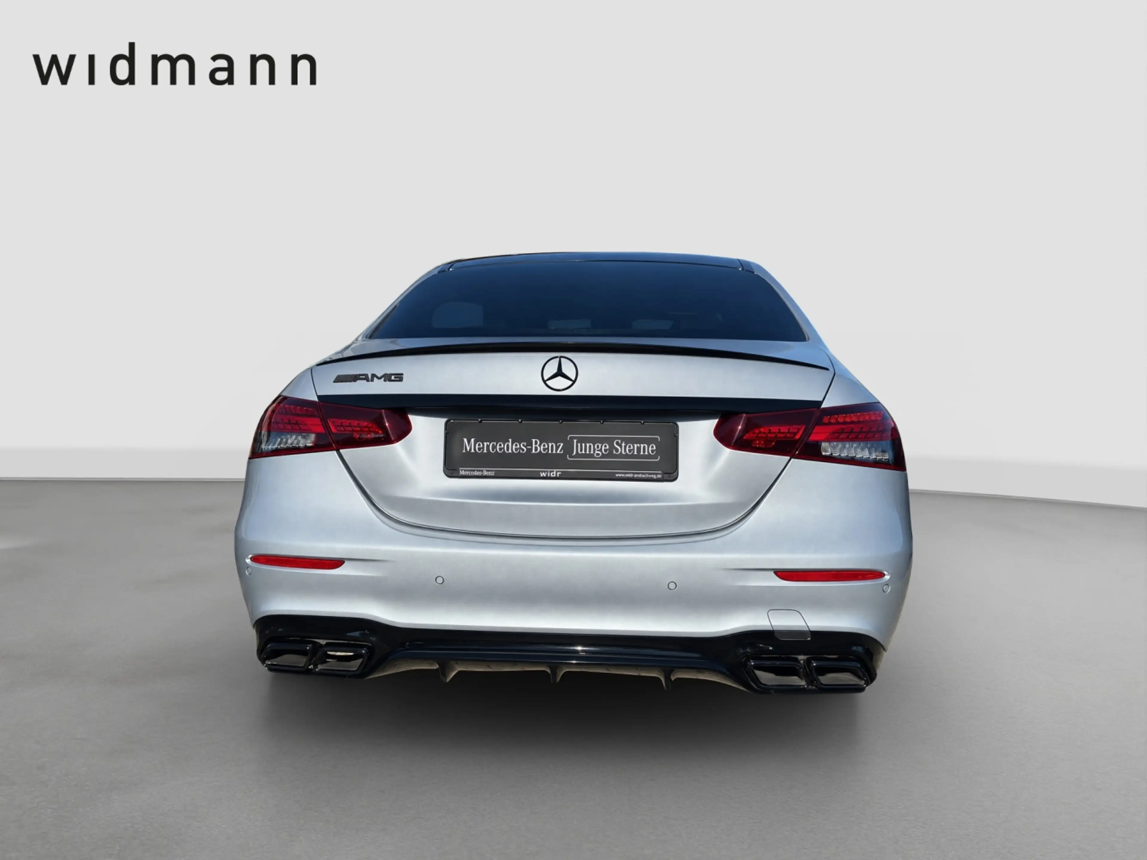 Mercedes-Benz E 220 d *AMG*Night Edition*AHK*Multibeam*360°Kam — photo 4