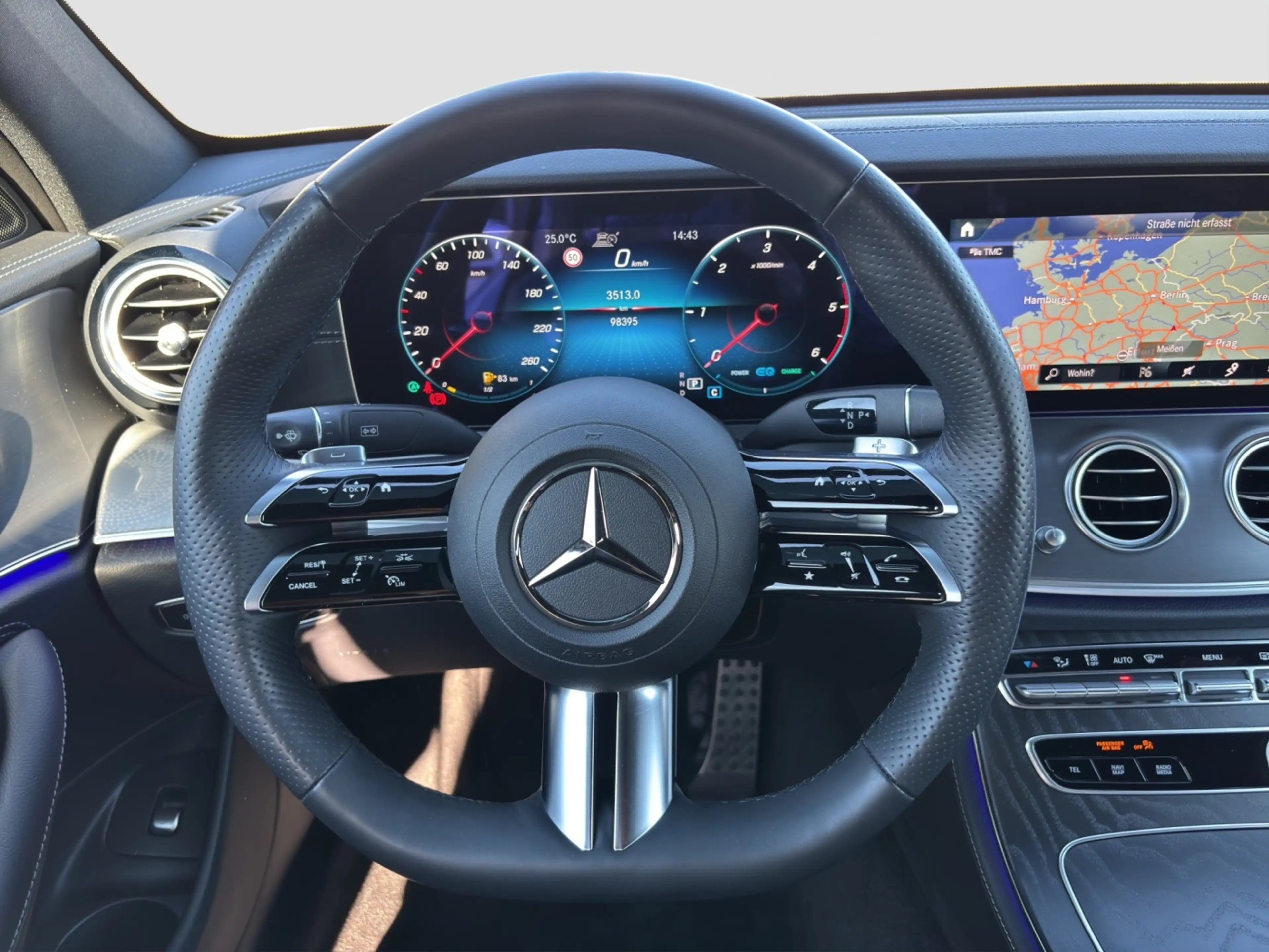 Mercedes-Benz E 220 d *AMG*Night Edition*AHK*Multibeam*360°Kam — photo 10