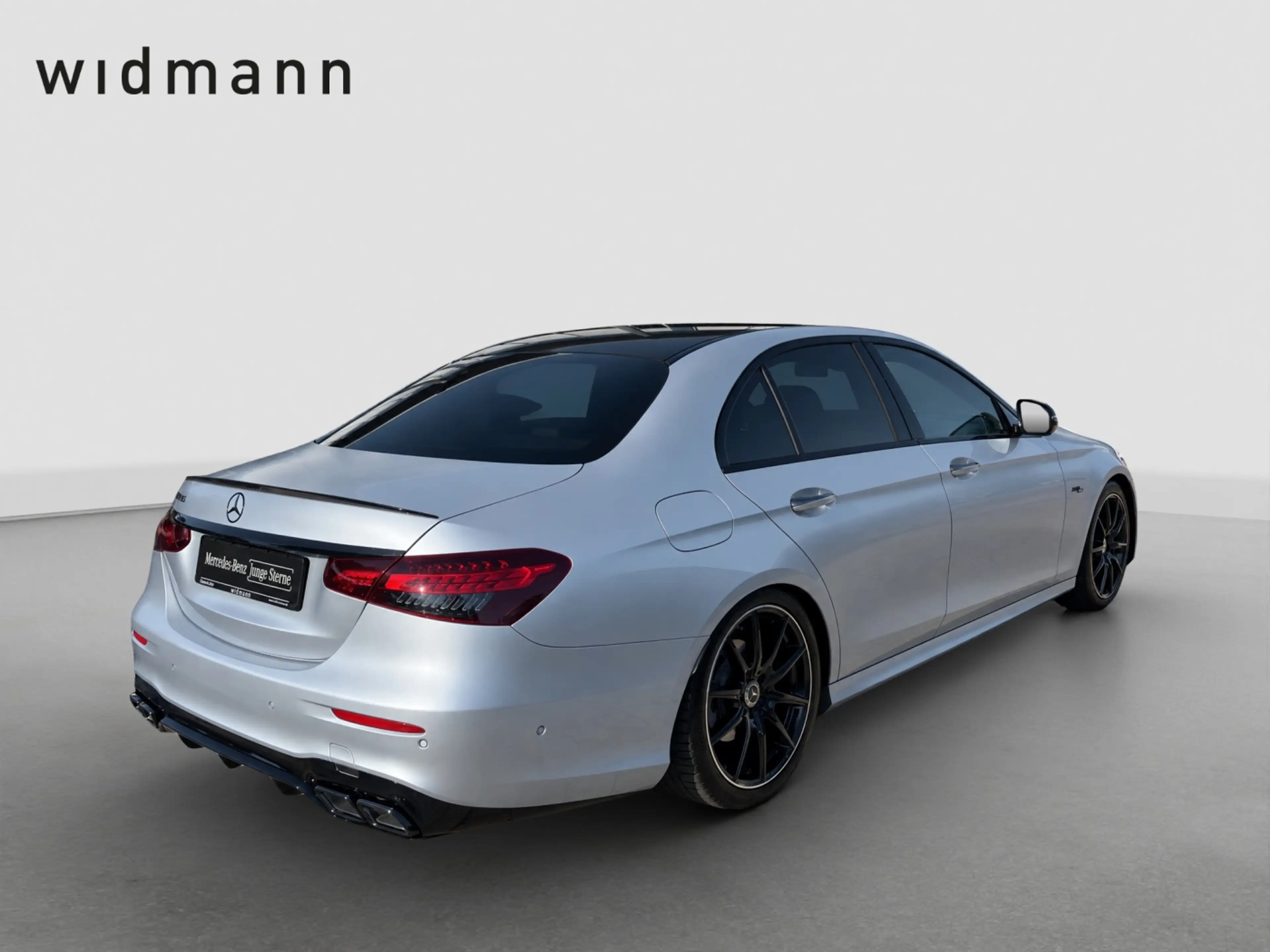 Mercedes-Benz E 220 d *AMG*Night Edition*AHK*Multibeam*360°Kam — photo 3