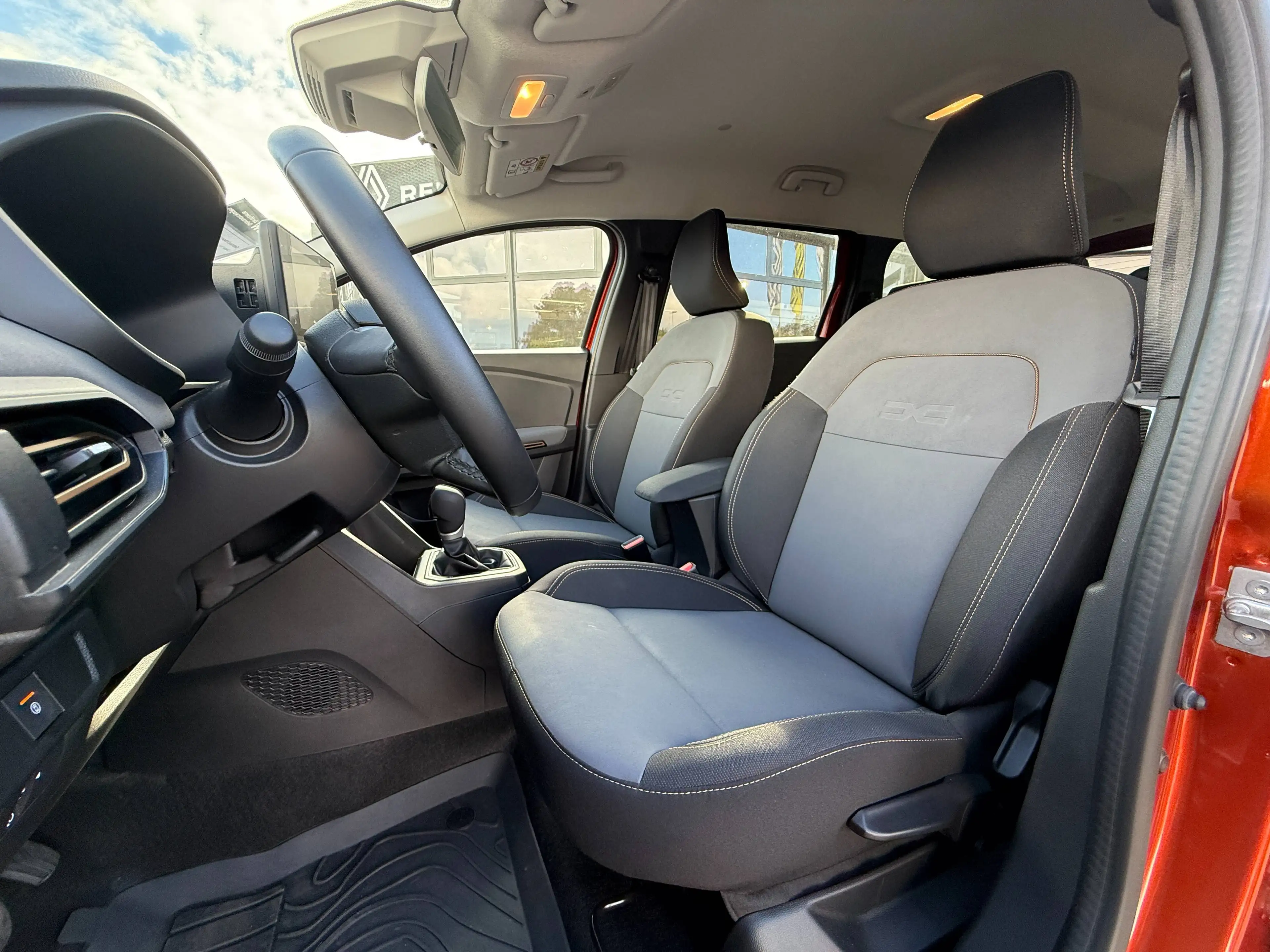 Dacia Jogger Extreme — photo 10