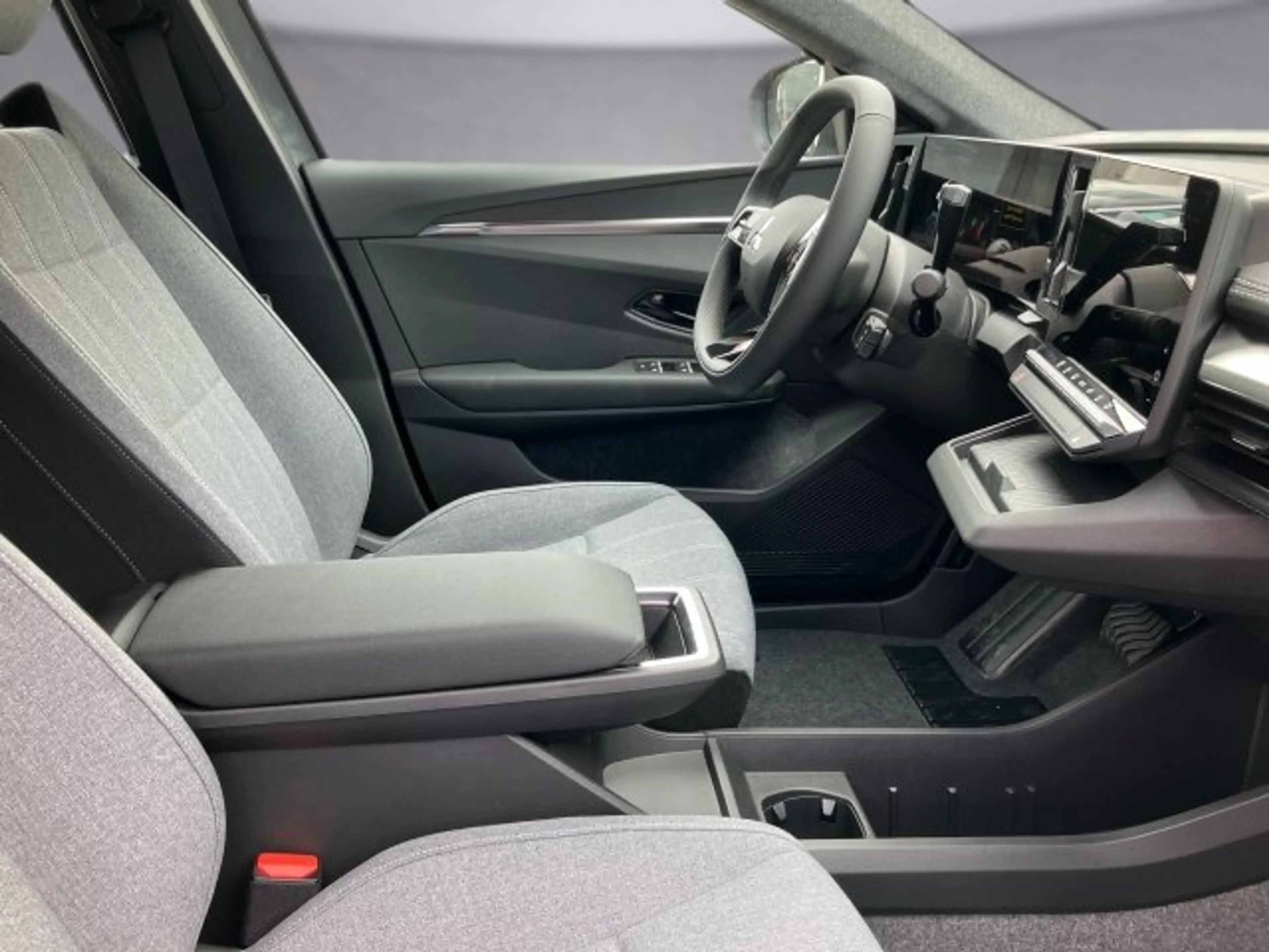 Mitsubishi Eclipse Cross BEV Invite 11kW LR 26 — photo 11