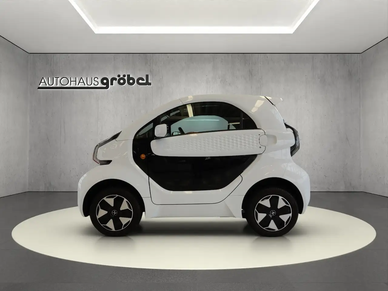 XEV Yoyo Luxury 2 Sitze Reichw. 150 km / 85km/h 8
