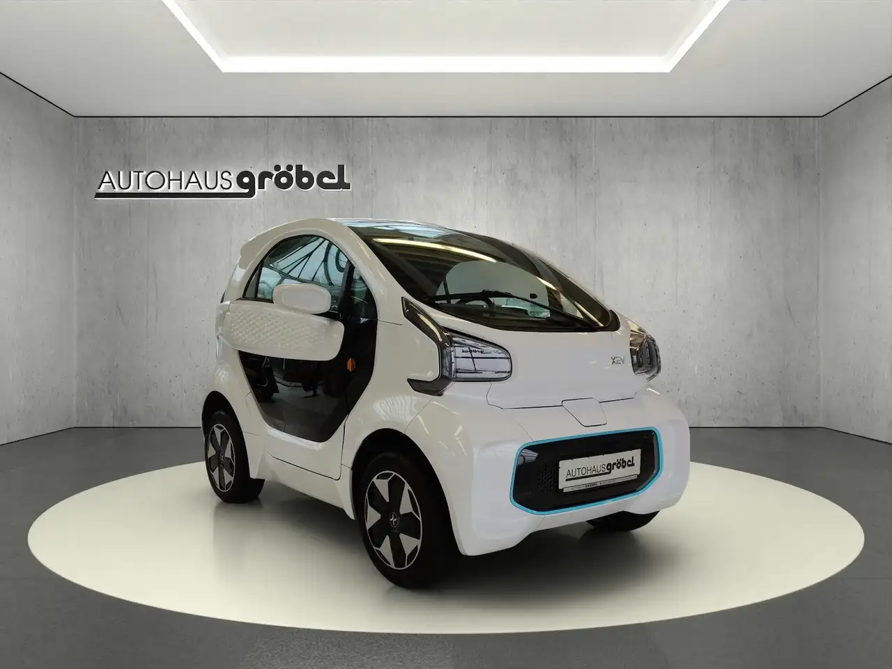 XEV Yoyo Luxury 2 Sitze Reichw. 150 km / 85km/h 3